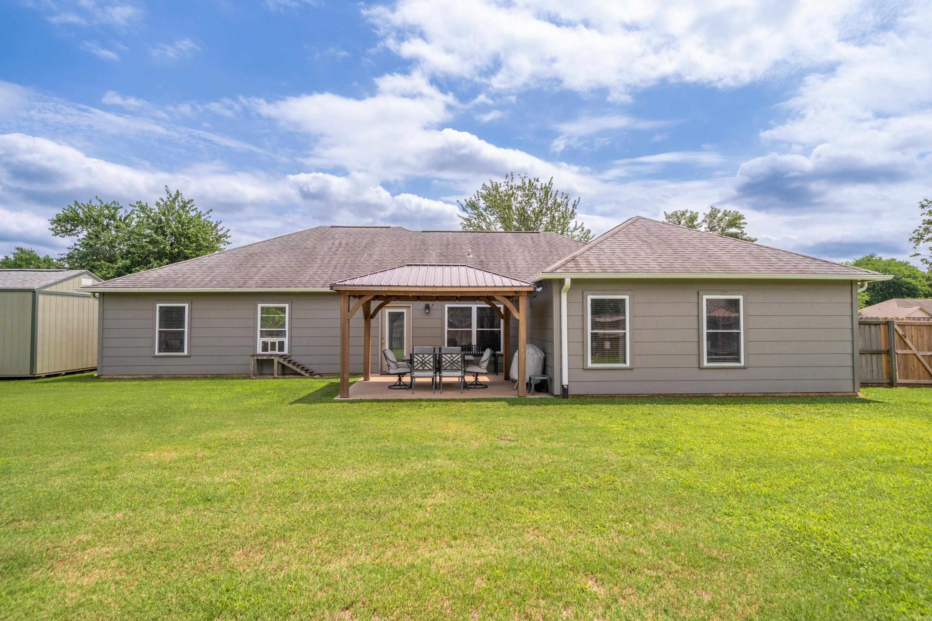 Maple Wood - Residential