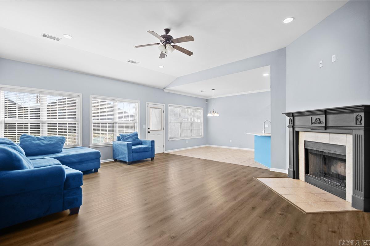 MADISON VILLAGE - Residential