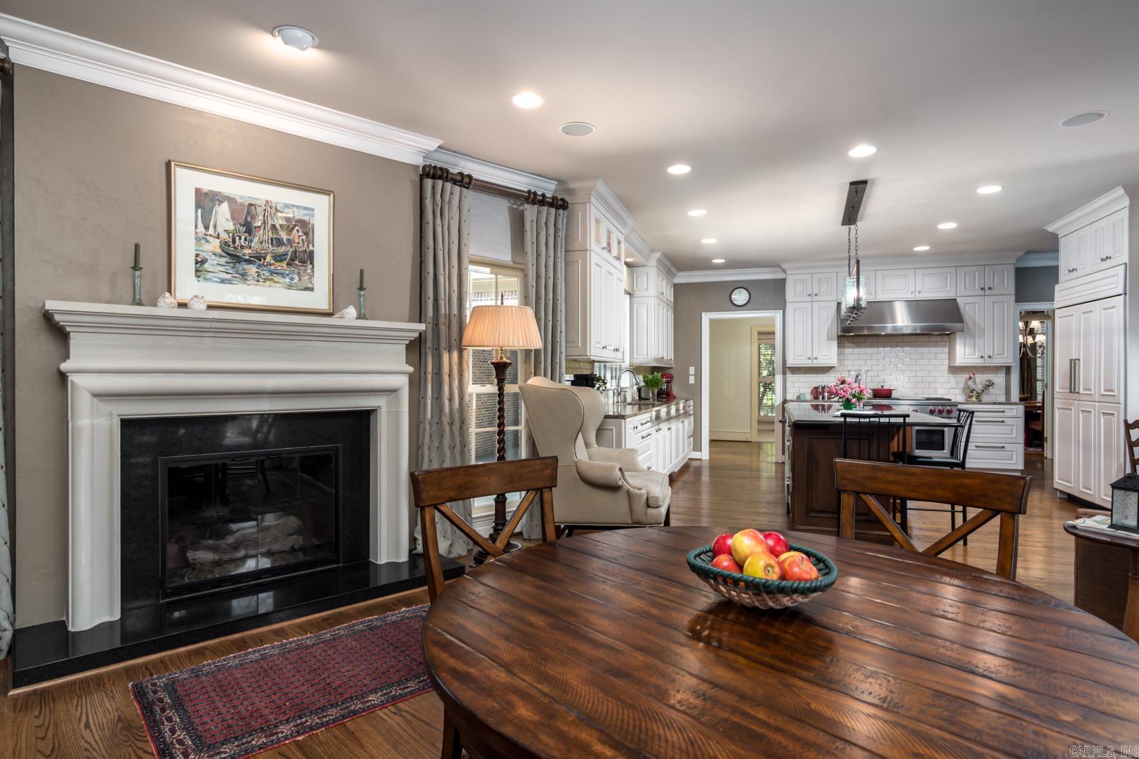 HICKORY CREEK - Residential