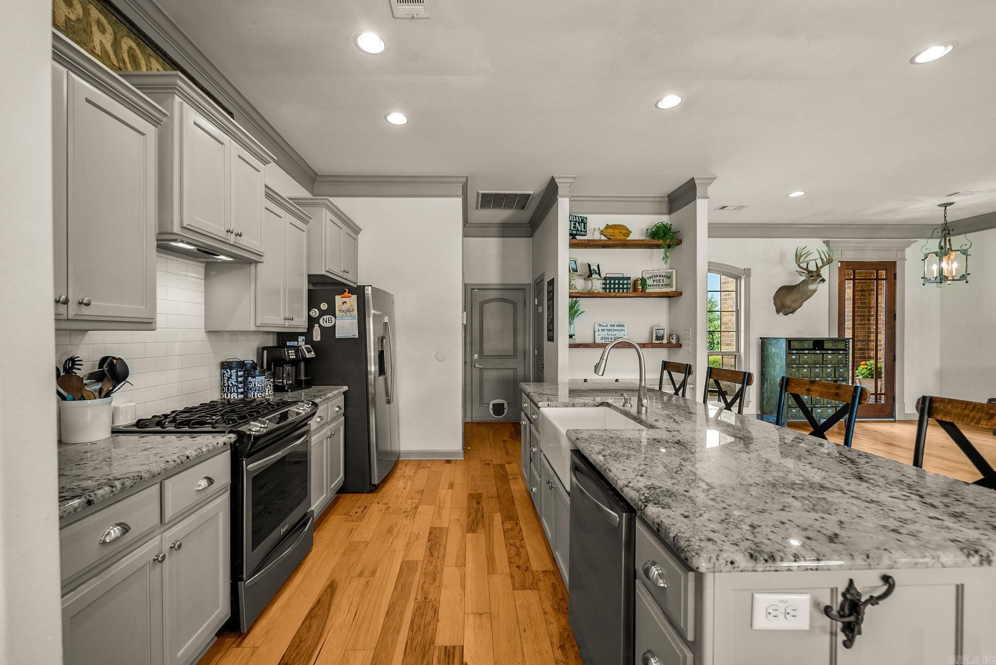 MOUND LAKE ADDITION - Residential