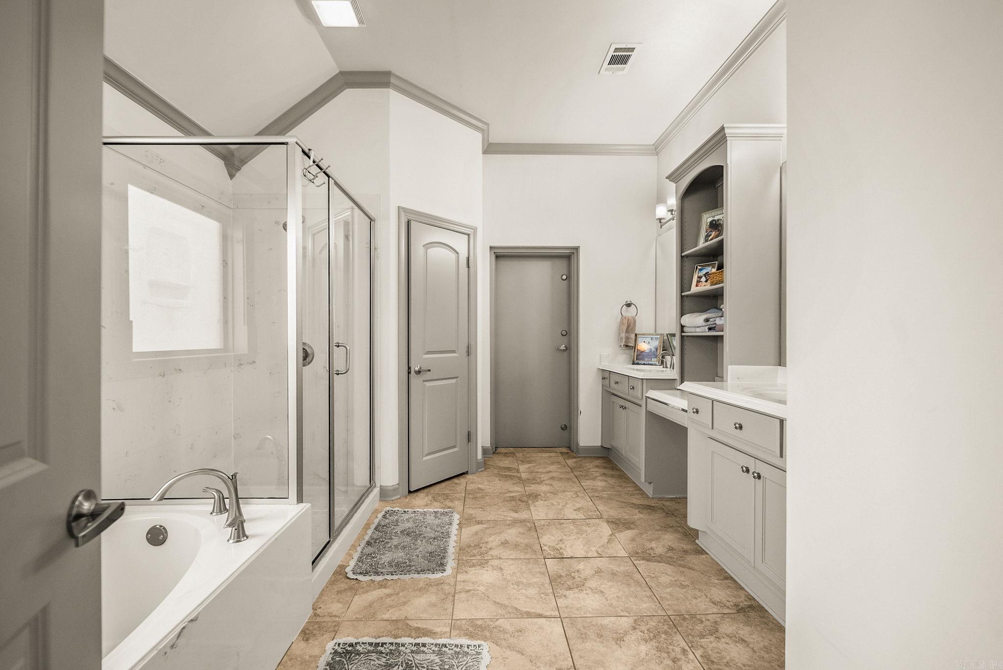 MOUND LAKE ADDITION - Residential