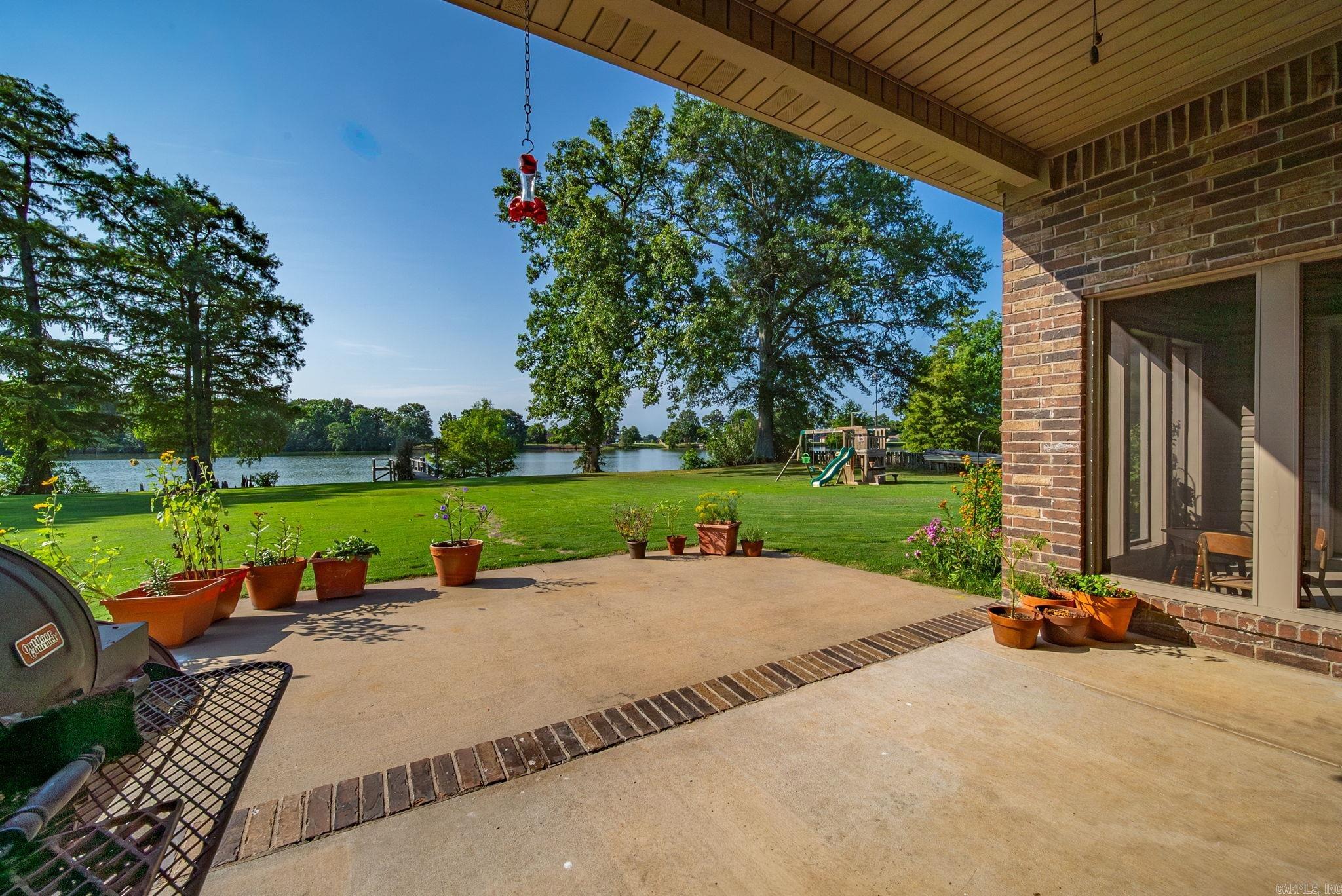 MOUND LAKE ADDITION - Residential