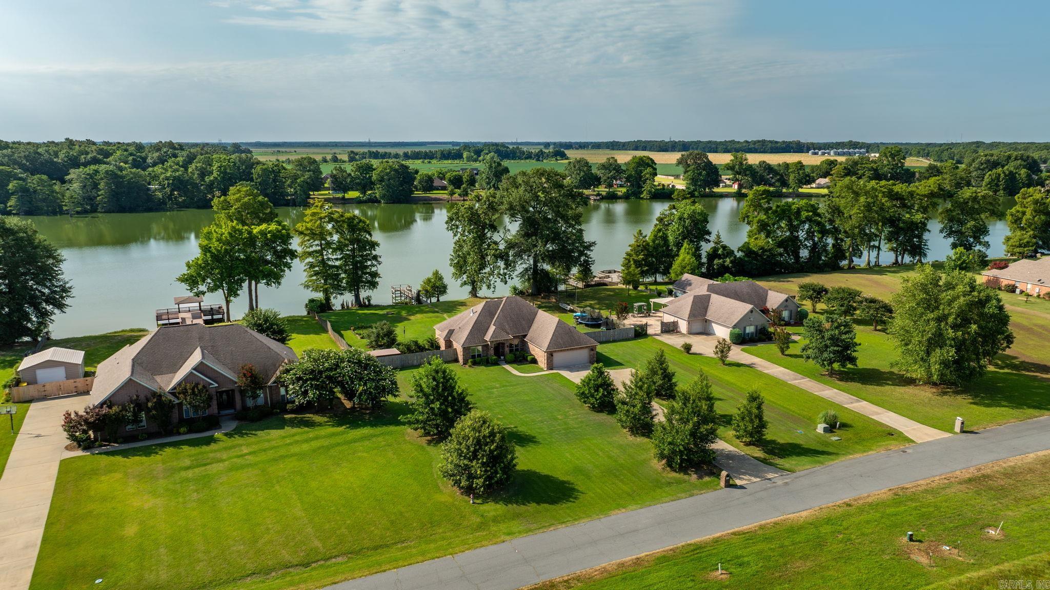 MOUND LAKE ADDITION - Residential