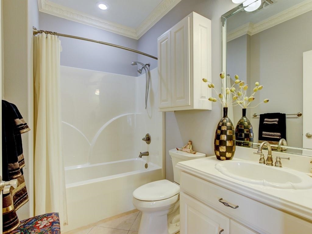 Paradise Bay Condos - Residential