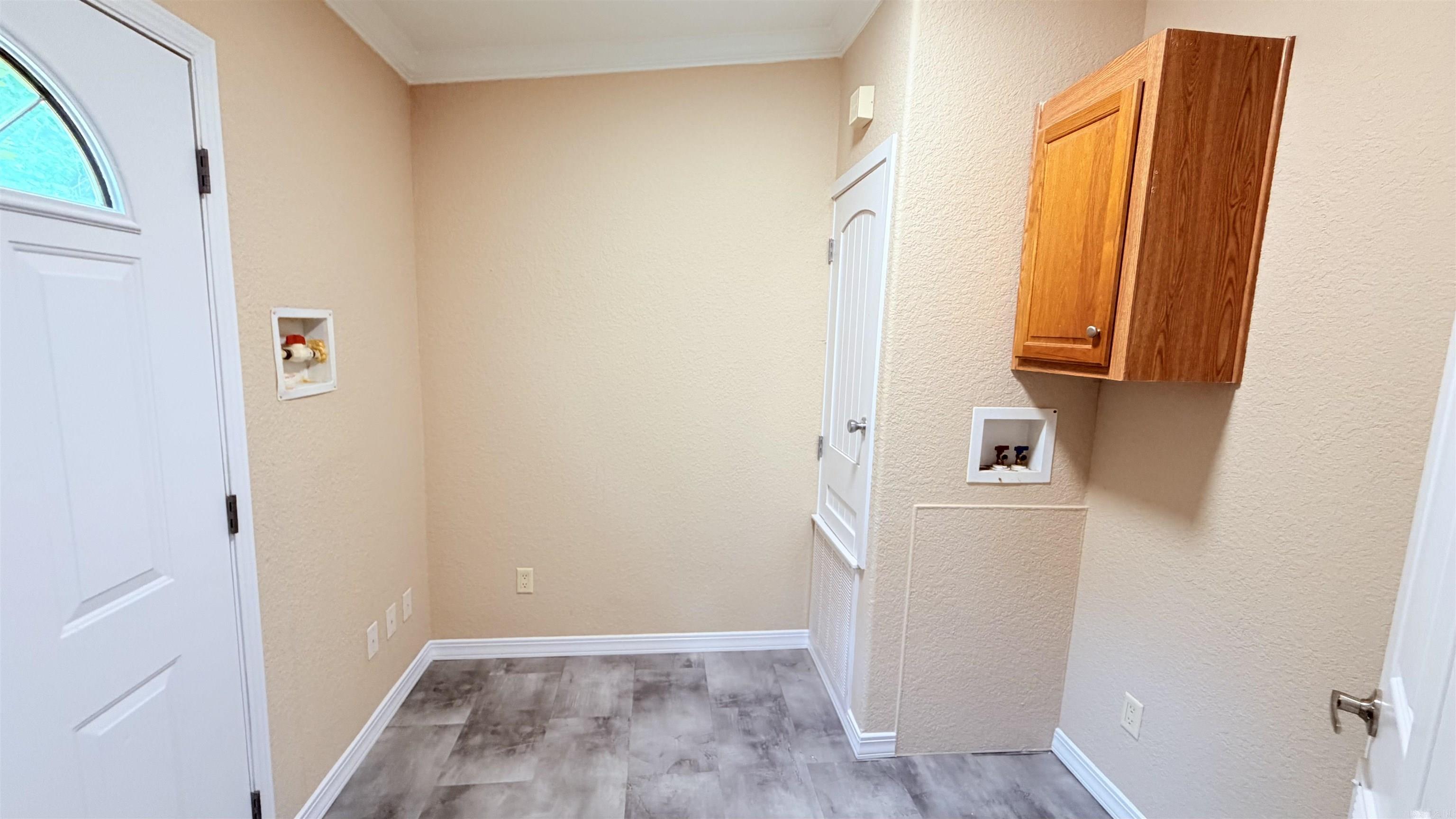 RIVERSIDE HILLS PH 1 - Residential