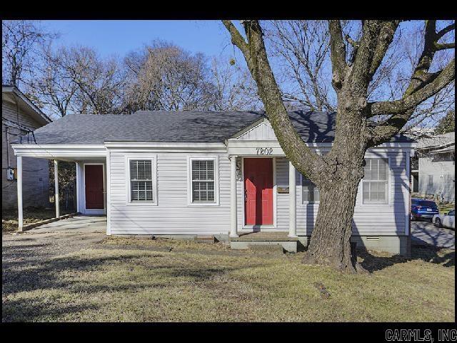 *MIDTOWN/LITTLE ROCK* MOVE-IN SPECIAL: $200 OFF FIRST FULL MONTHS RENT!! BEAUTIFUL UPDATED HOME IN RIFFEL & RHOTEN NEIGHBORHOOD!! This Lovely 3 Bedroom And 2 Bath Home Features Over 1150 Square Feet Of Living Space! Electric Range, Refrigerator, And Dishwasher Provided In Kitchen With Eat-In Dining Area! Electric Washer And Dryer Hookups! Large Fenced Backyard! 1 Car Carport For Parking! PET FRIENDLY!! AVAILABLE MID TO LATE JUNE 2026!!!