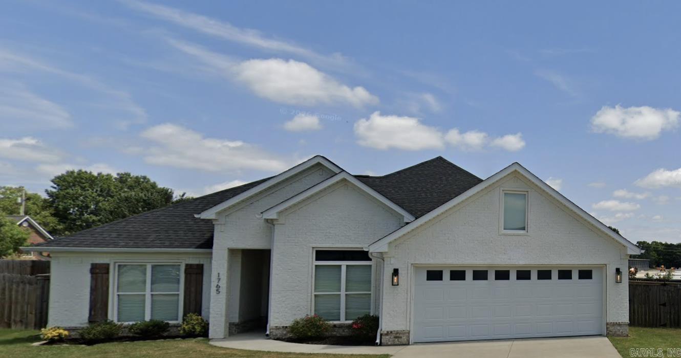 RIVENDALE COVE - Residential