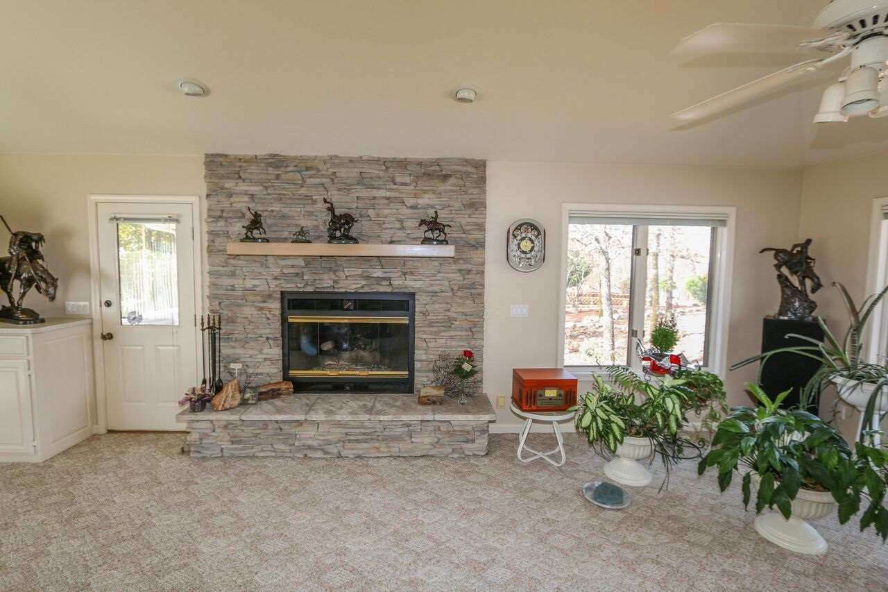 Mesero - Residential