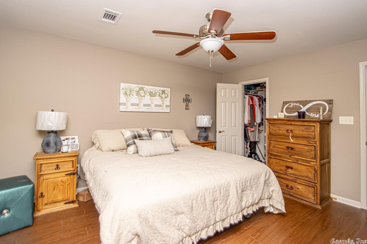 VALLEY VIEW - Residential