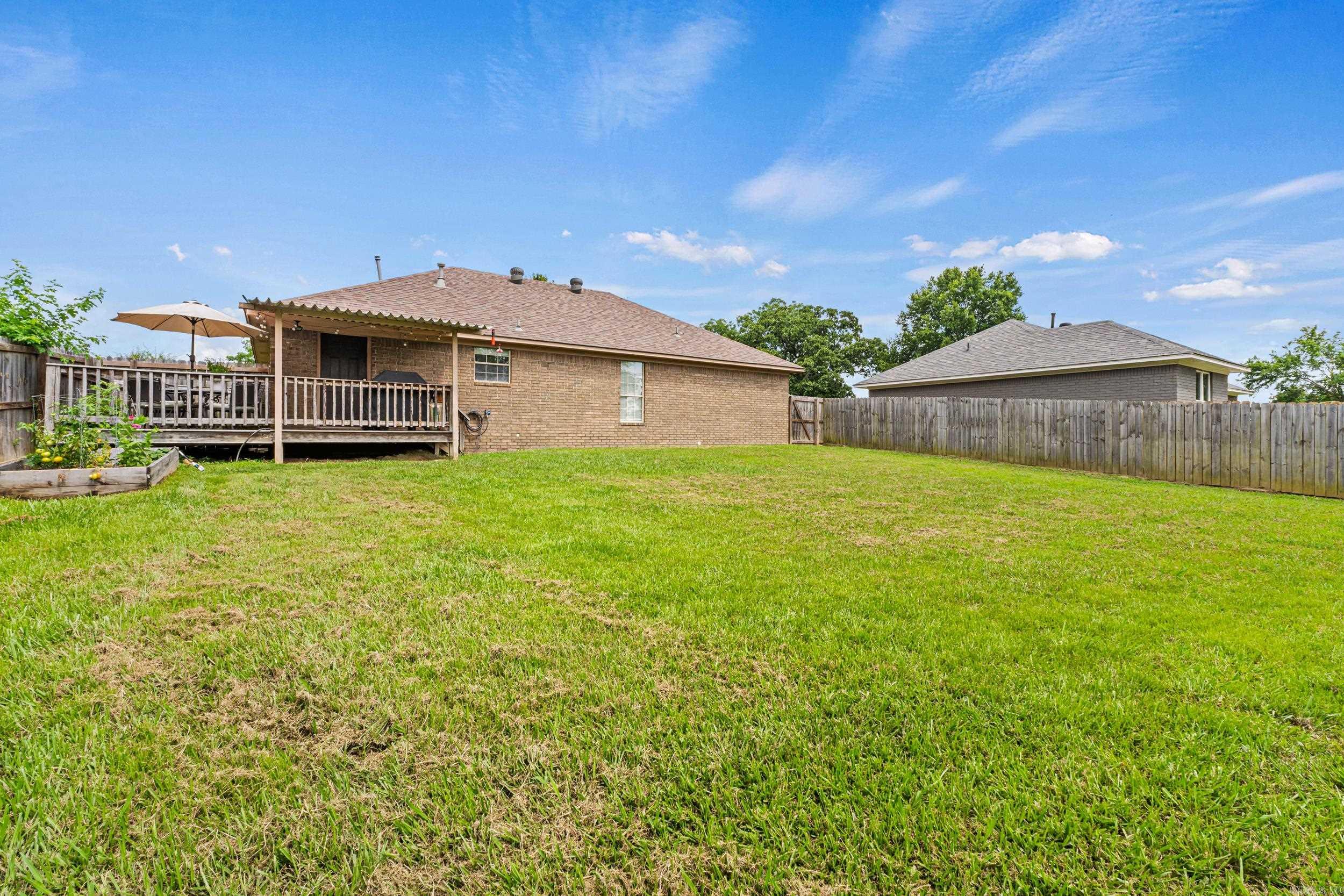 HUNTERS COVE - Residential