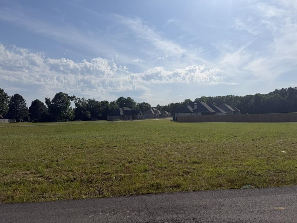 SBL, Nice size lot in Ridgewood subdivision