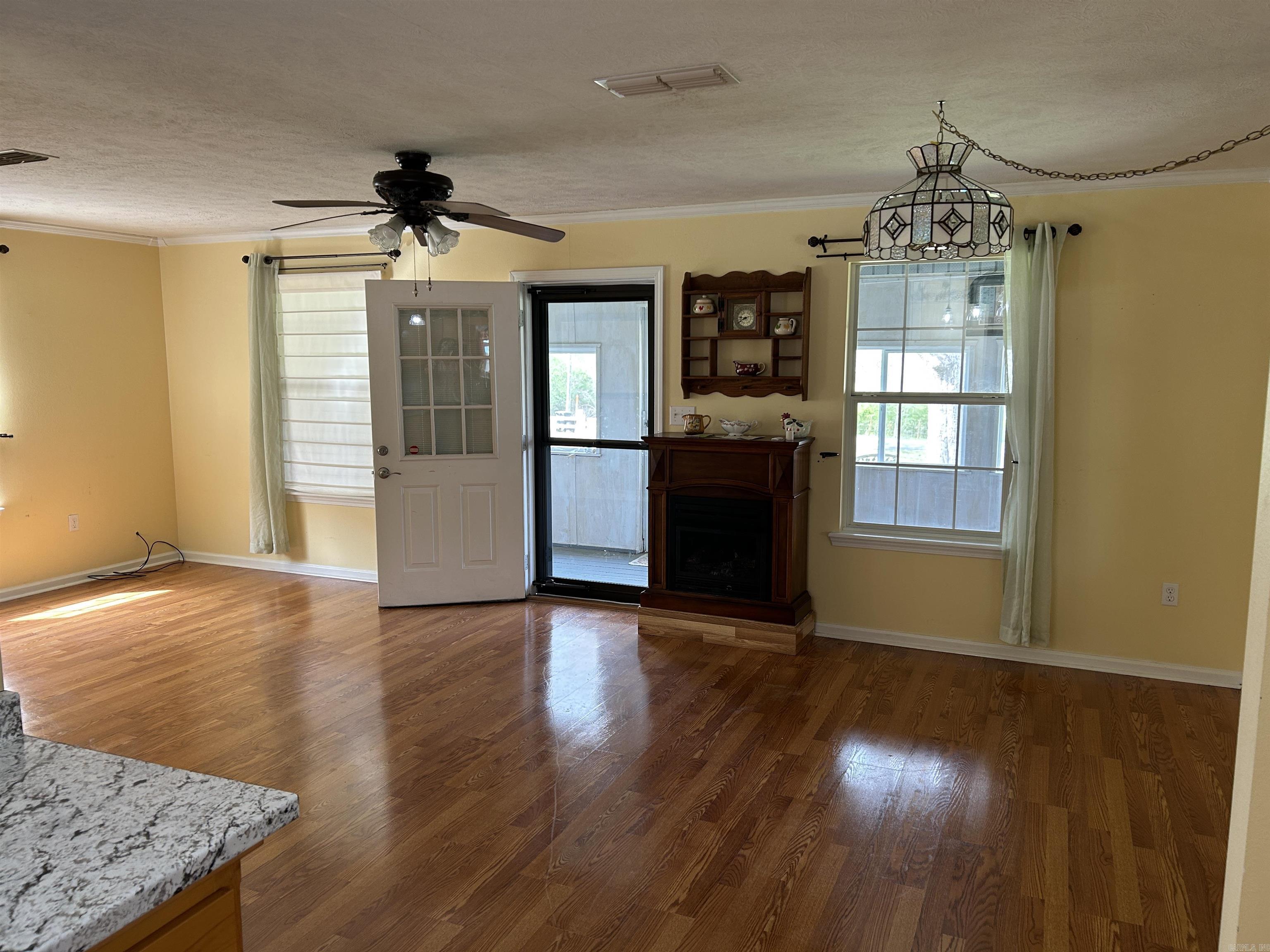 THORNBURG - Residential