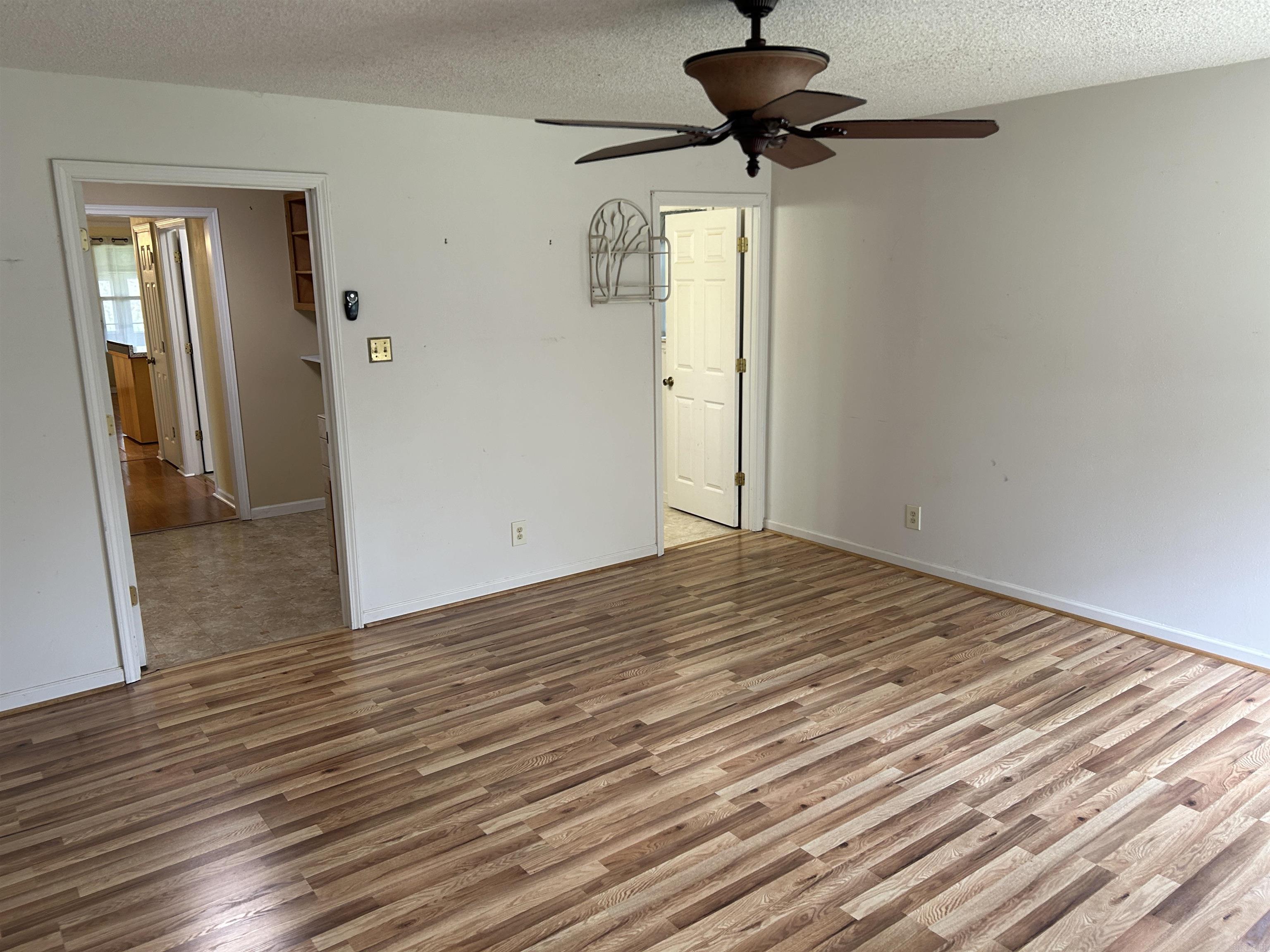 THORNBURG - Residential
