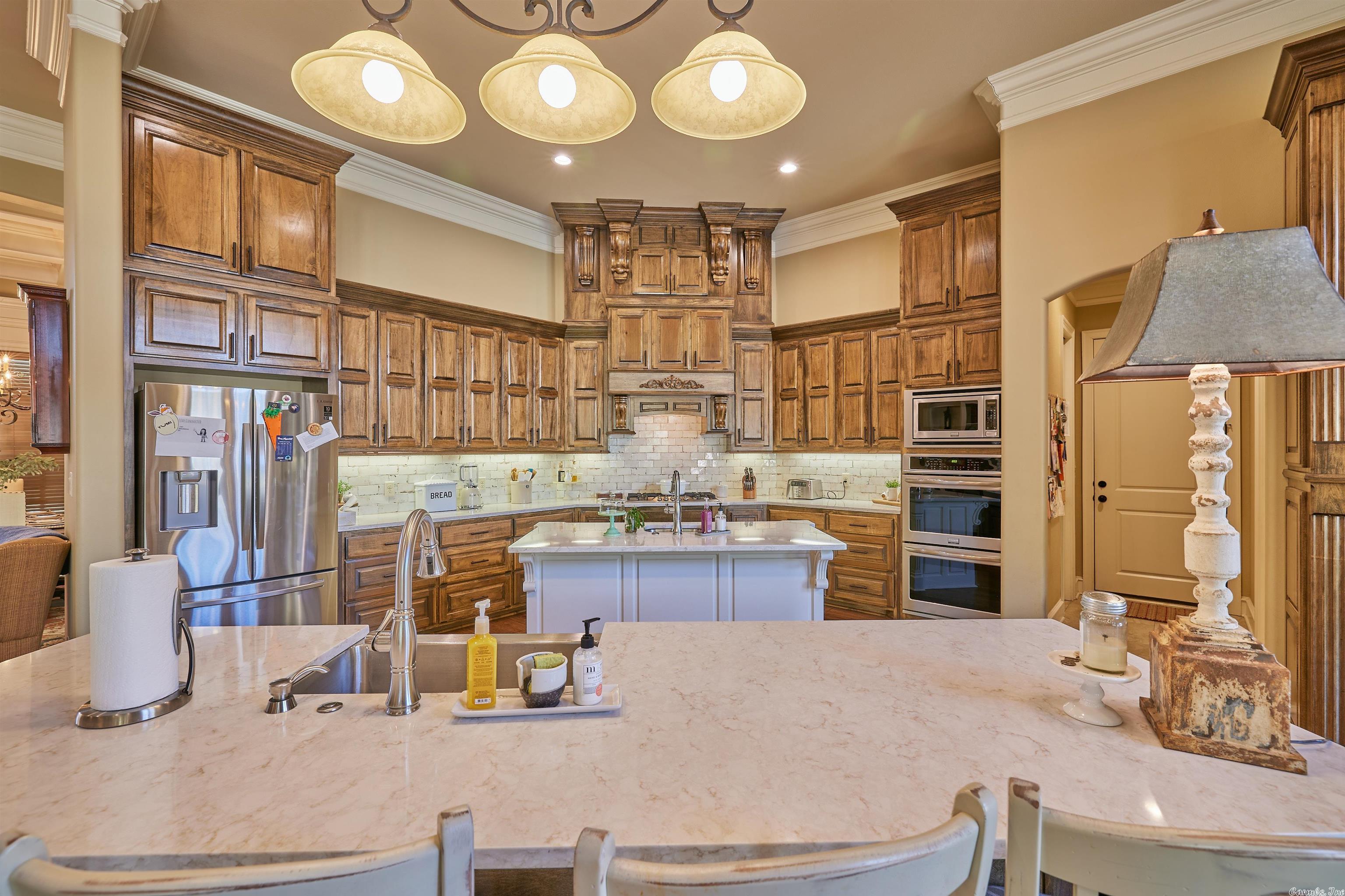 ARLINGTON PARK - Residential