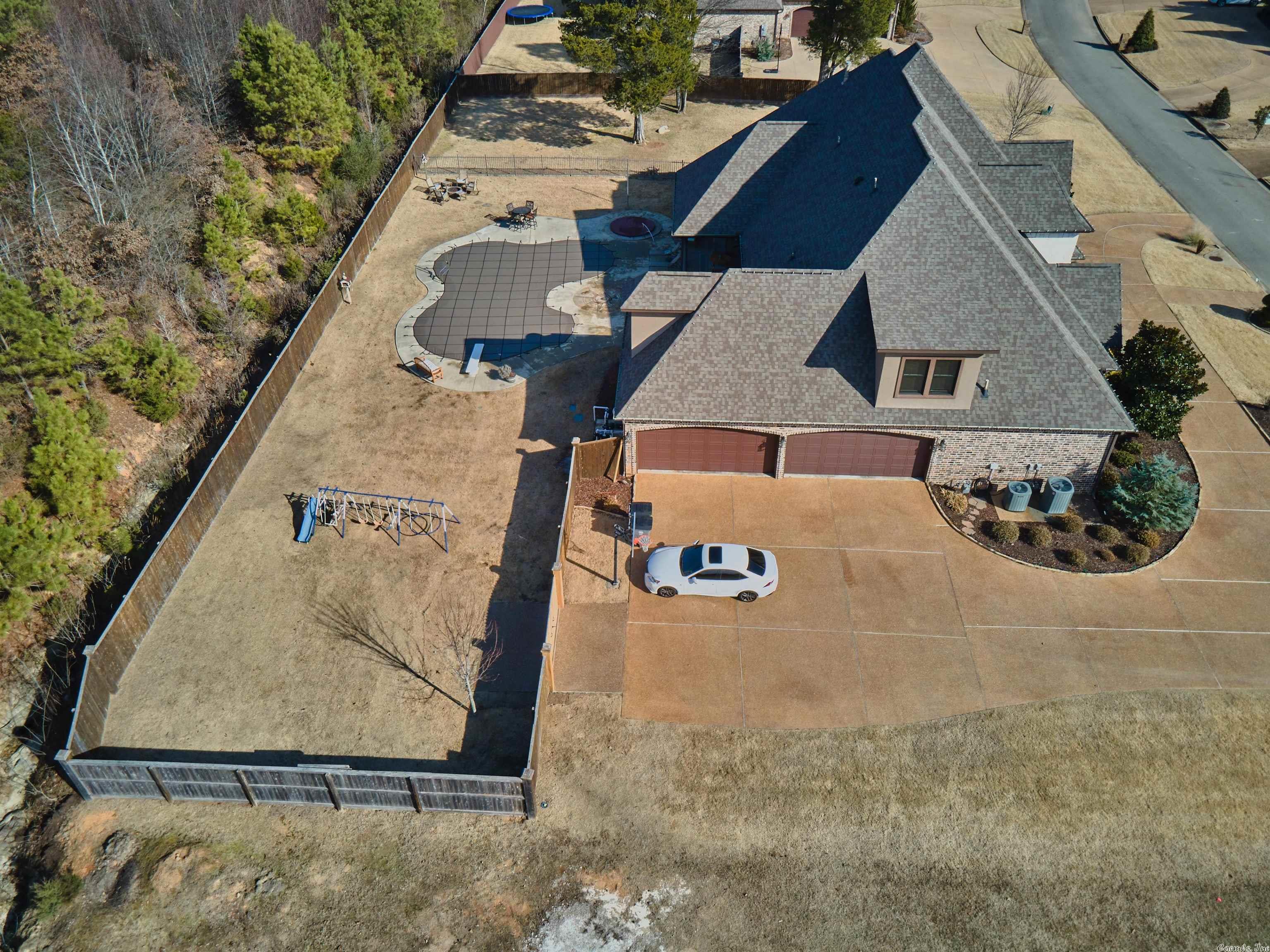ARLINGTON PARK - Residential