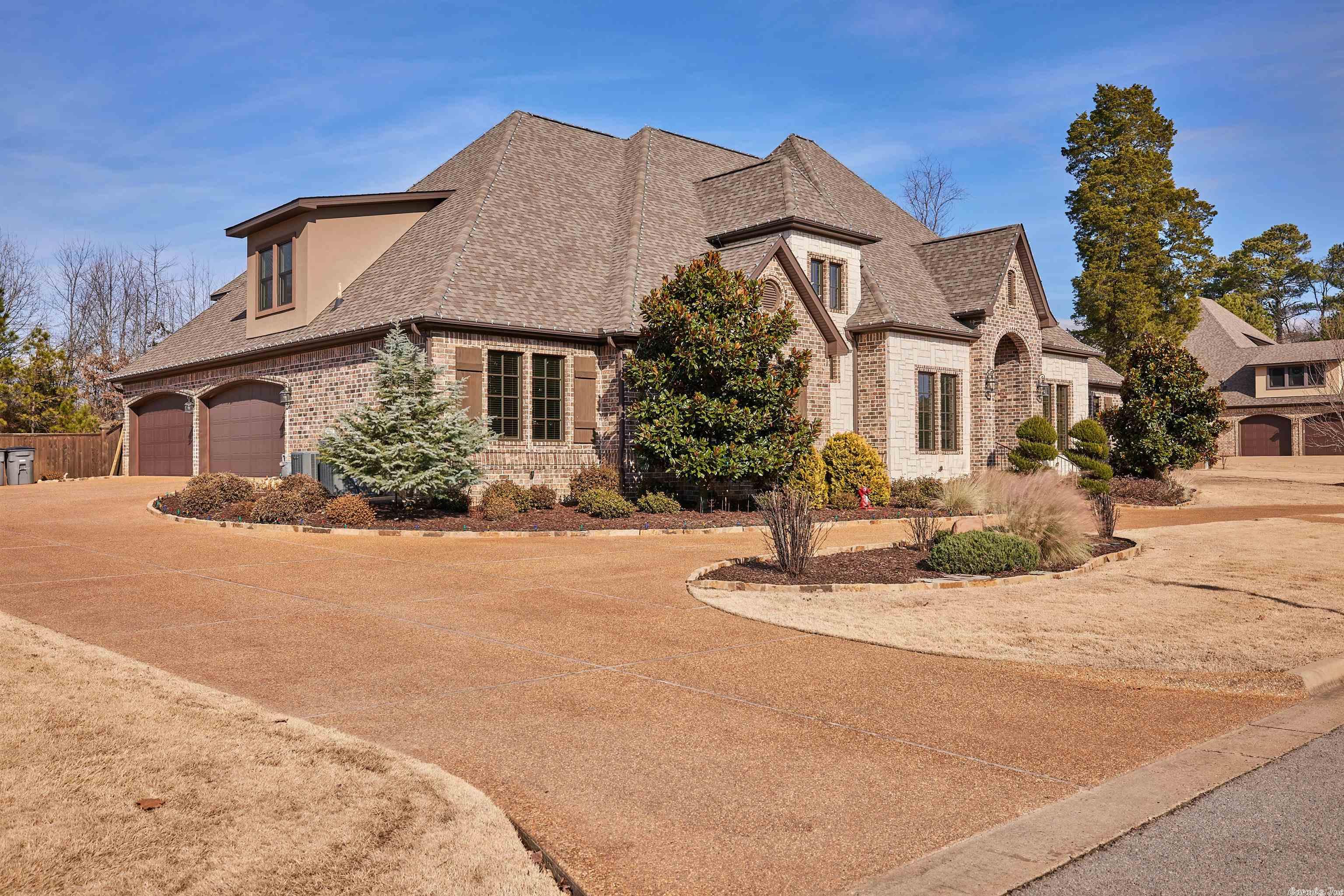 ARLINGTON PARK - Residential
