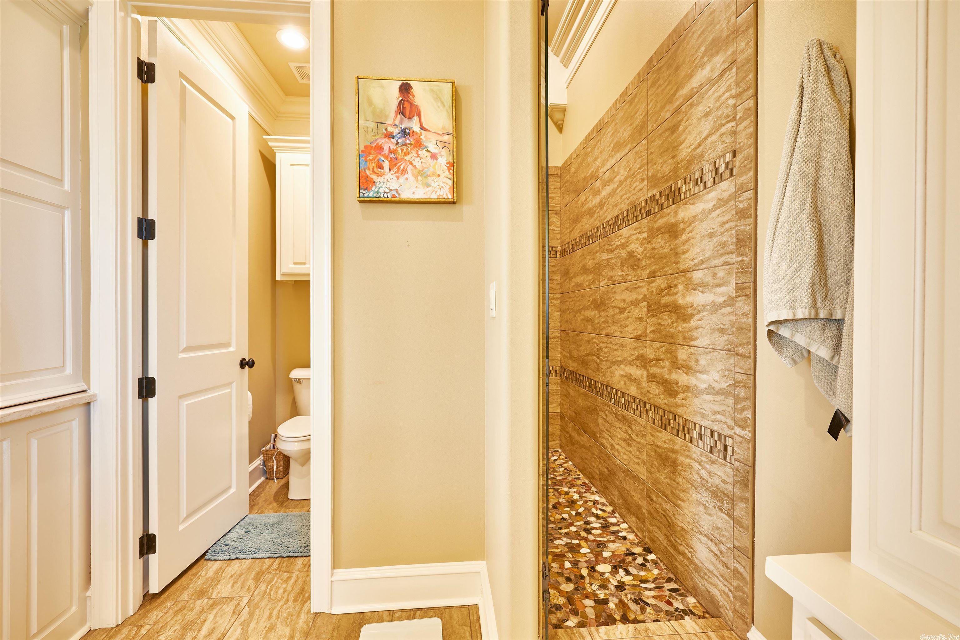ARLINGTON PARK - Residential