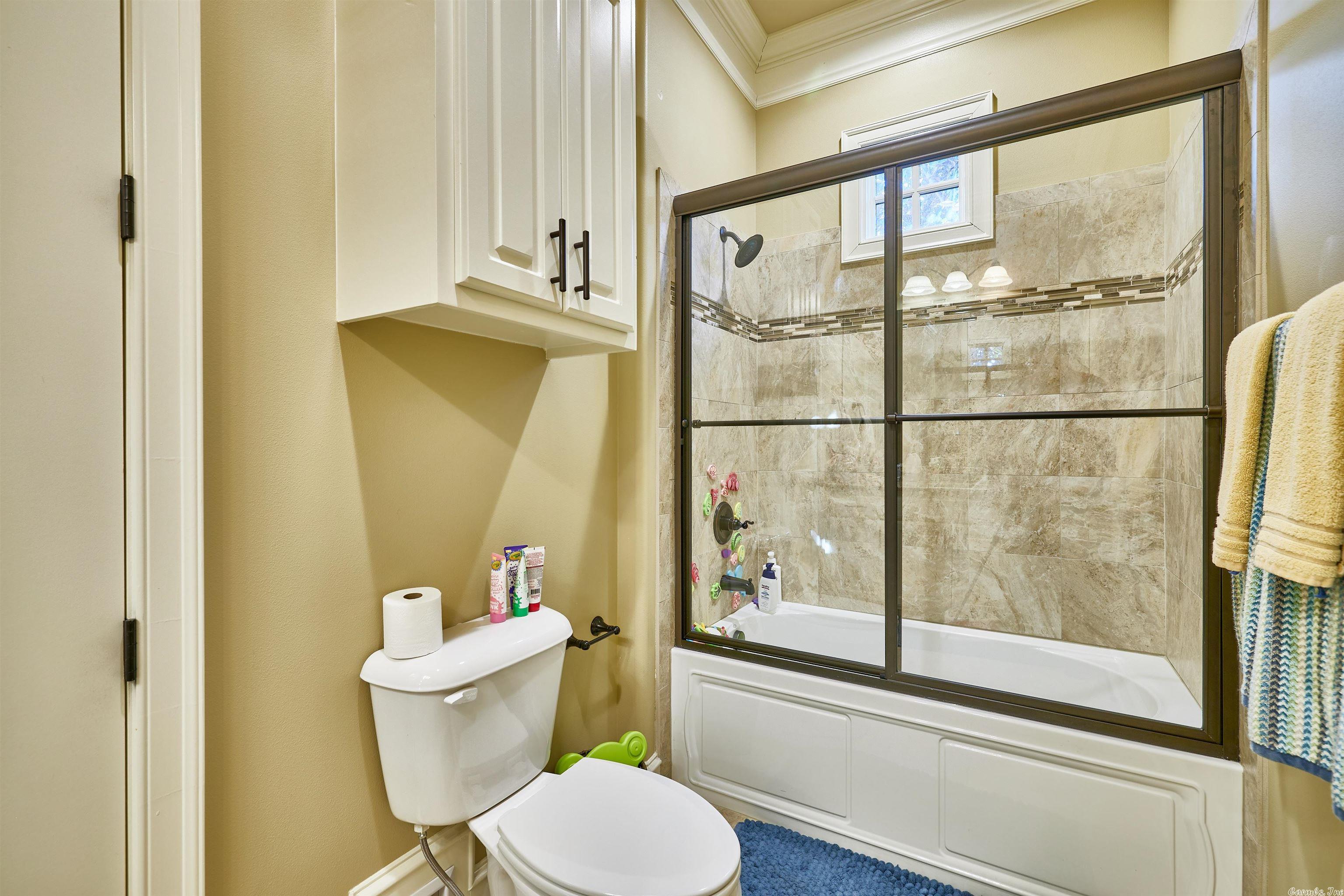 ARLINGTON PARK - Residential