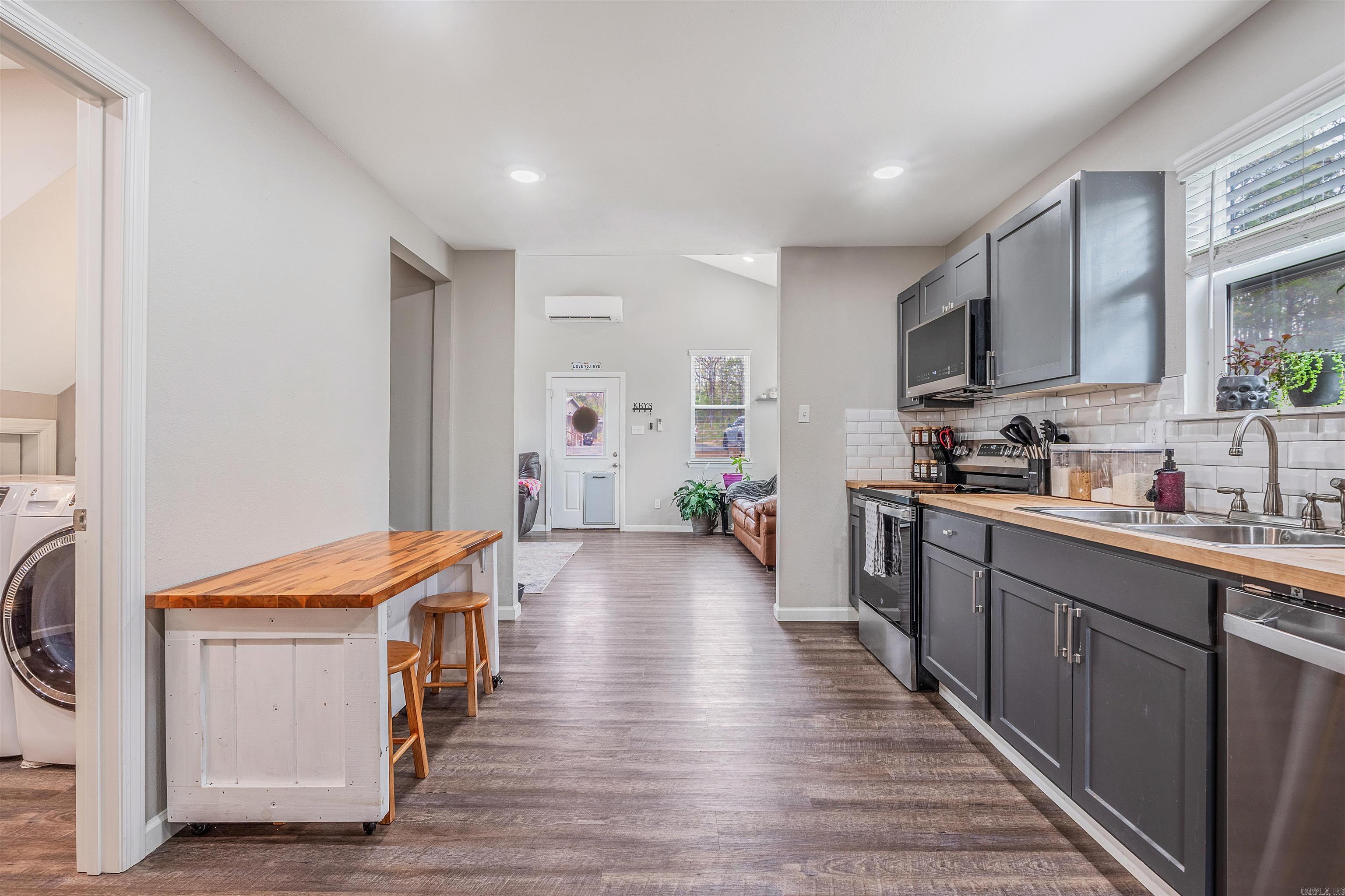 Metes & Bounds - Residential Income