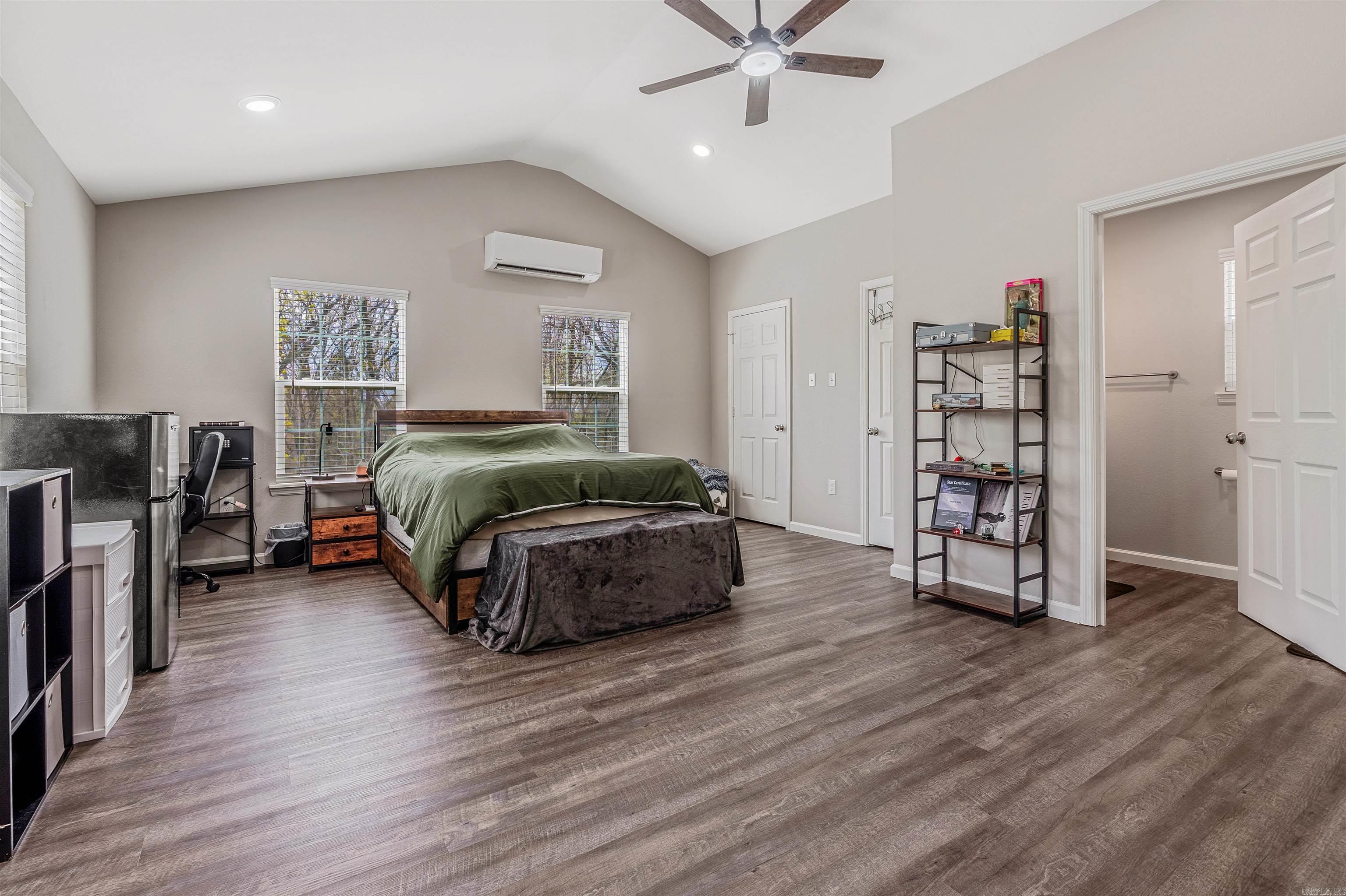 Metes & Bounds - Residential Income