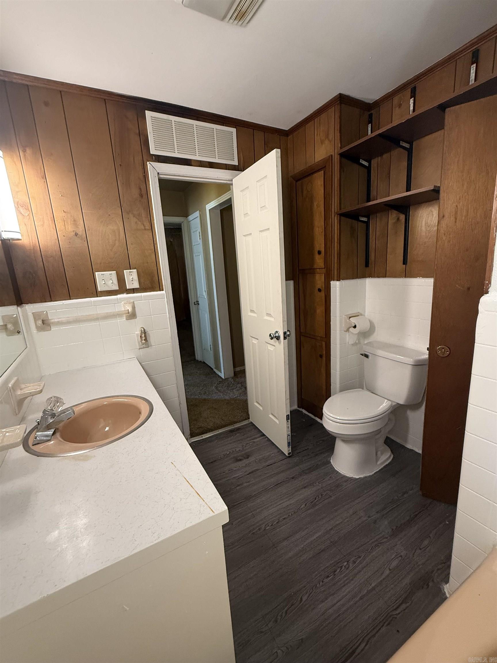 JONES ADD (SEARCY) - Residential