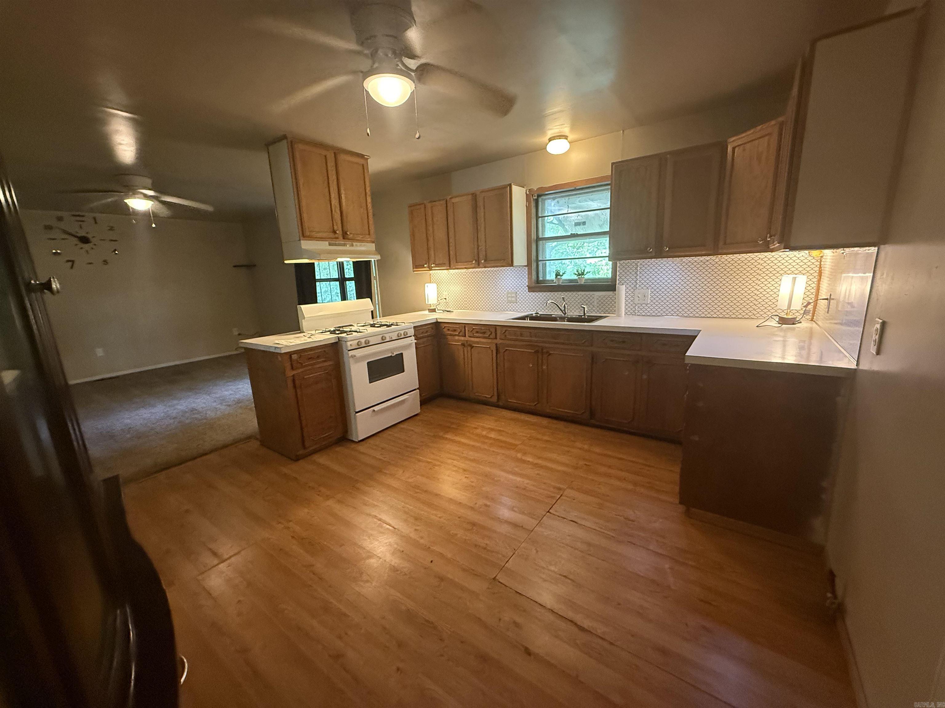 JONES ADD (SEARCY) - Residential