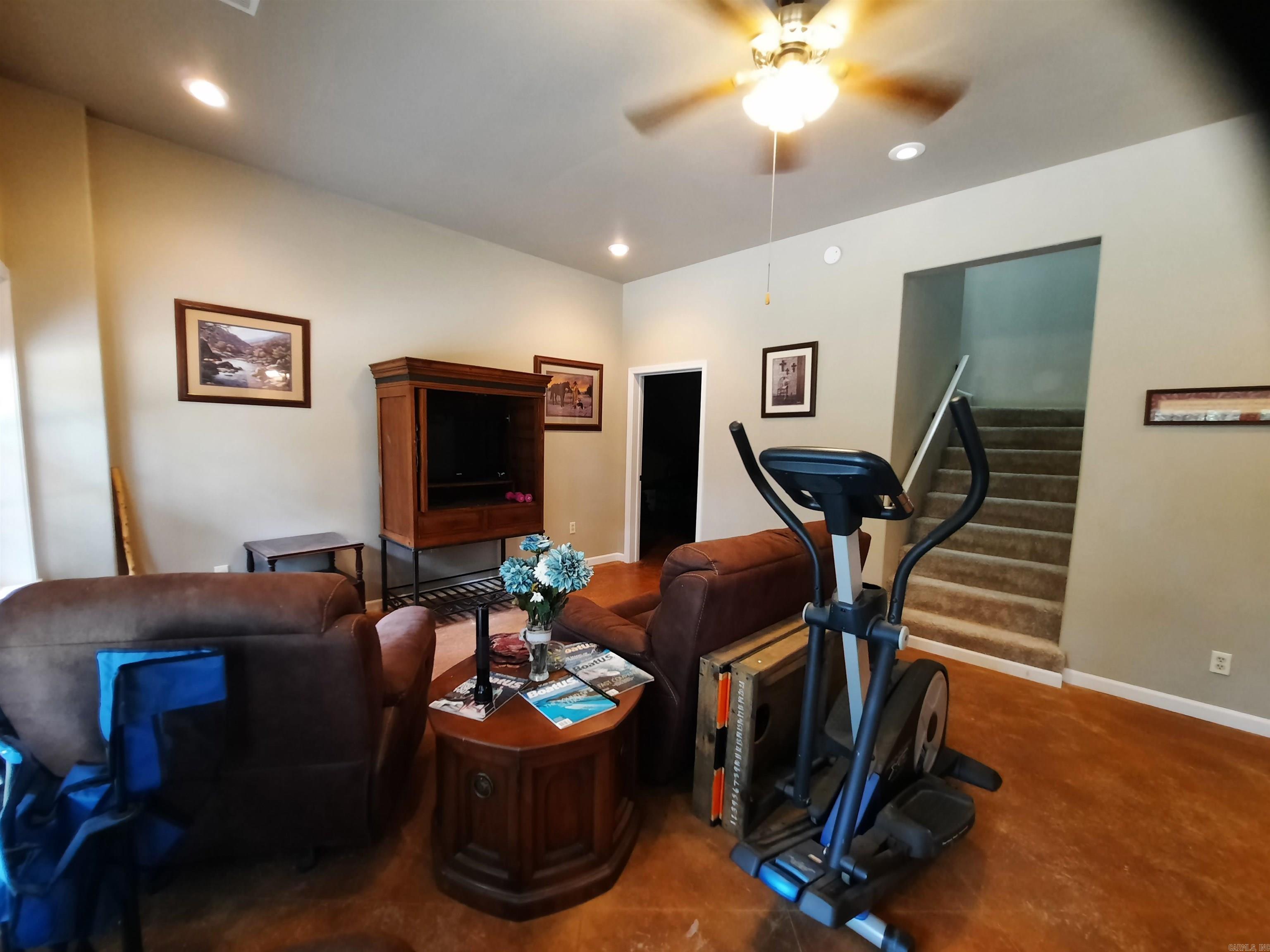 RIDGEVIEW SOUTH - Residential