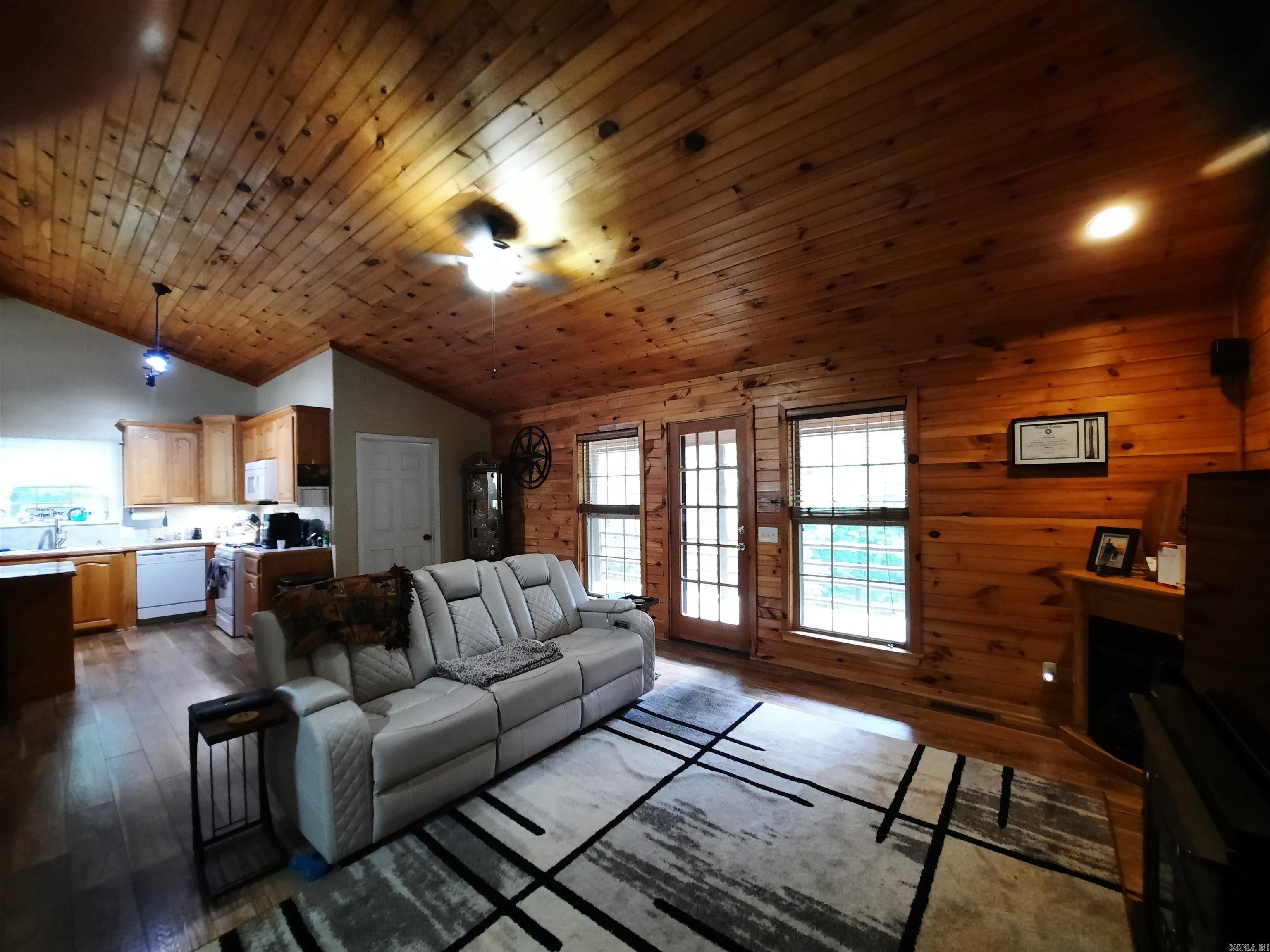 RIDGEVIEW SOUTH - Residential