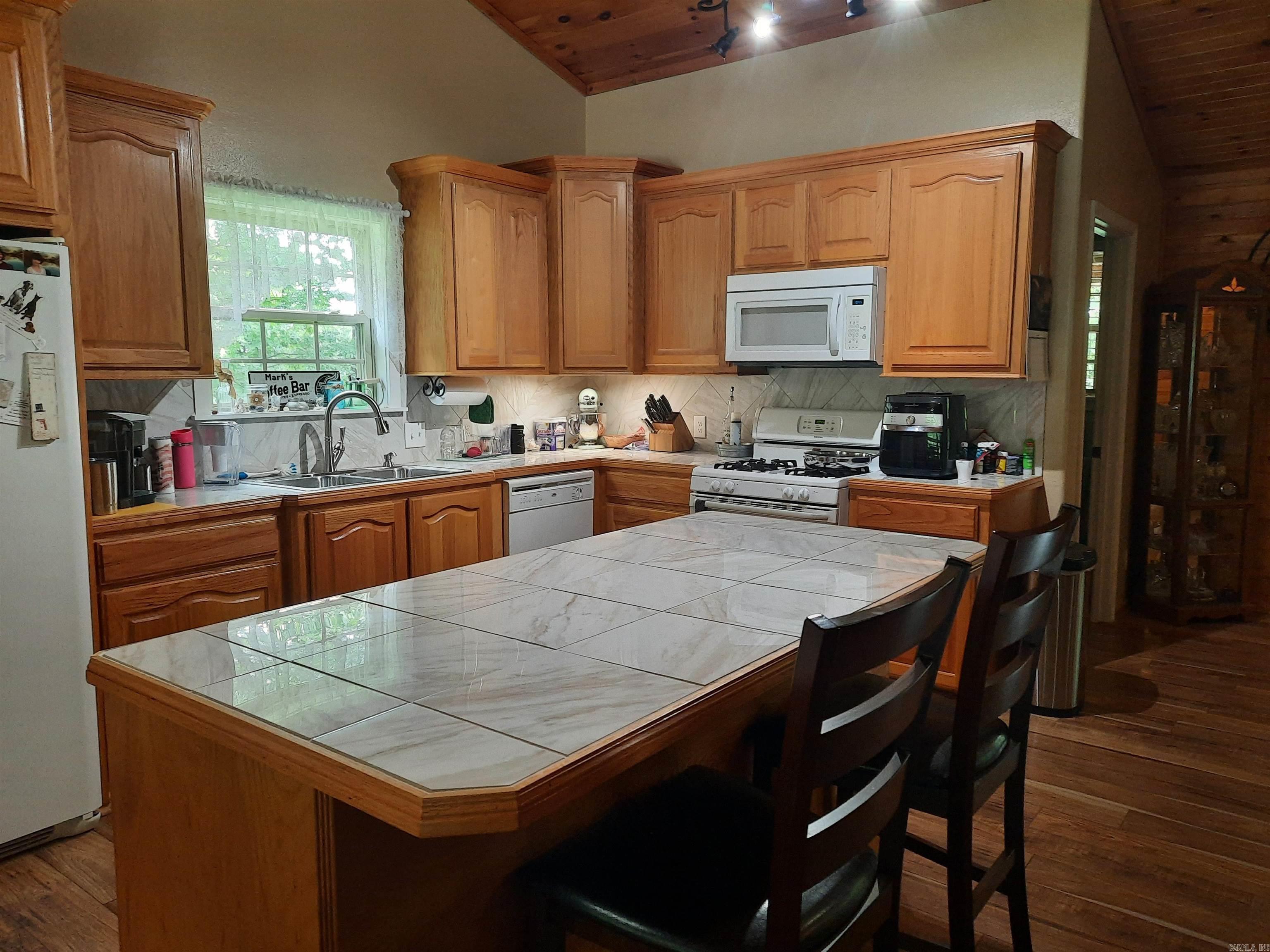 RIDGEVIEW SOUTH - Residential