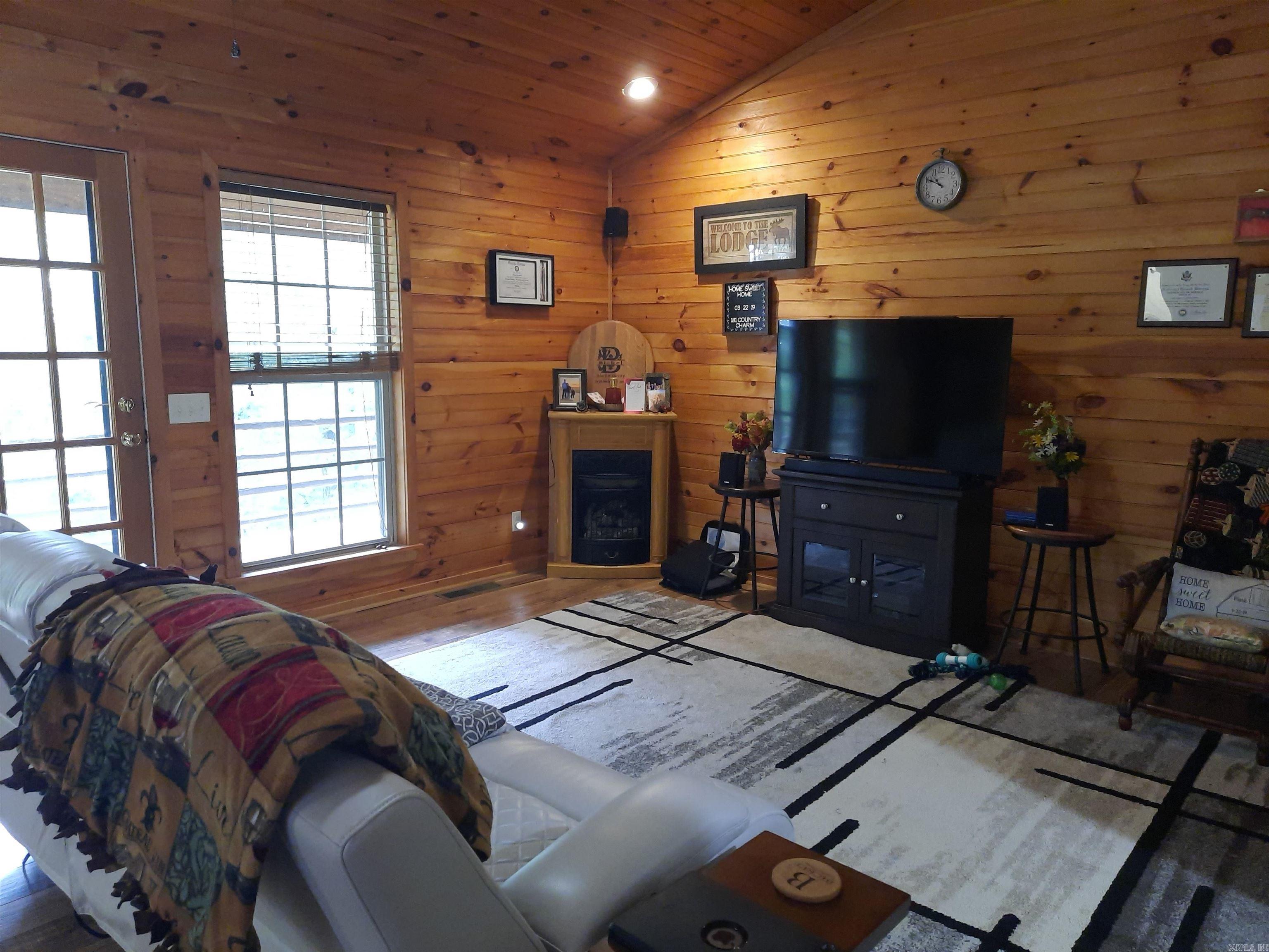 RIDGEVIEW SOUTH - Residential