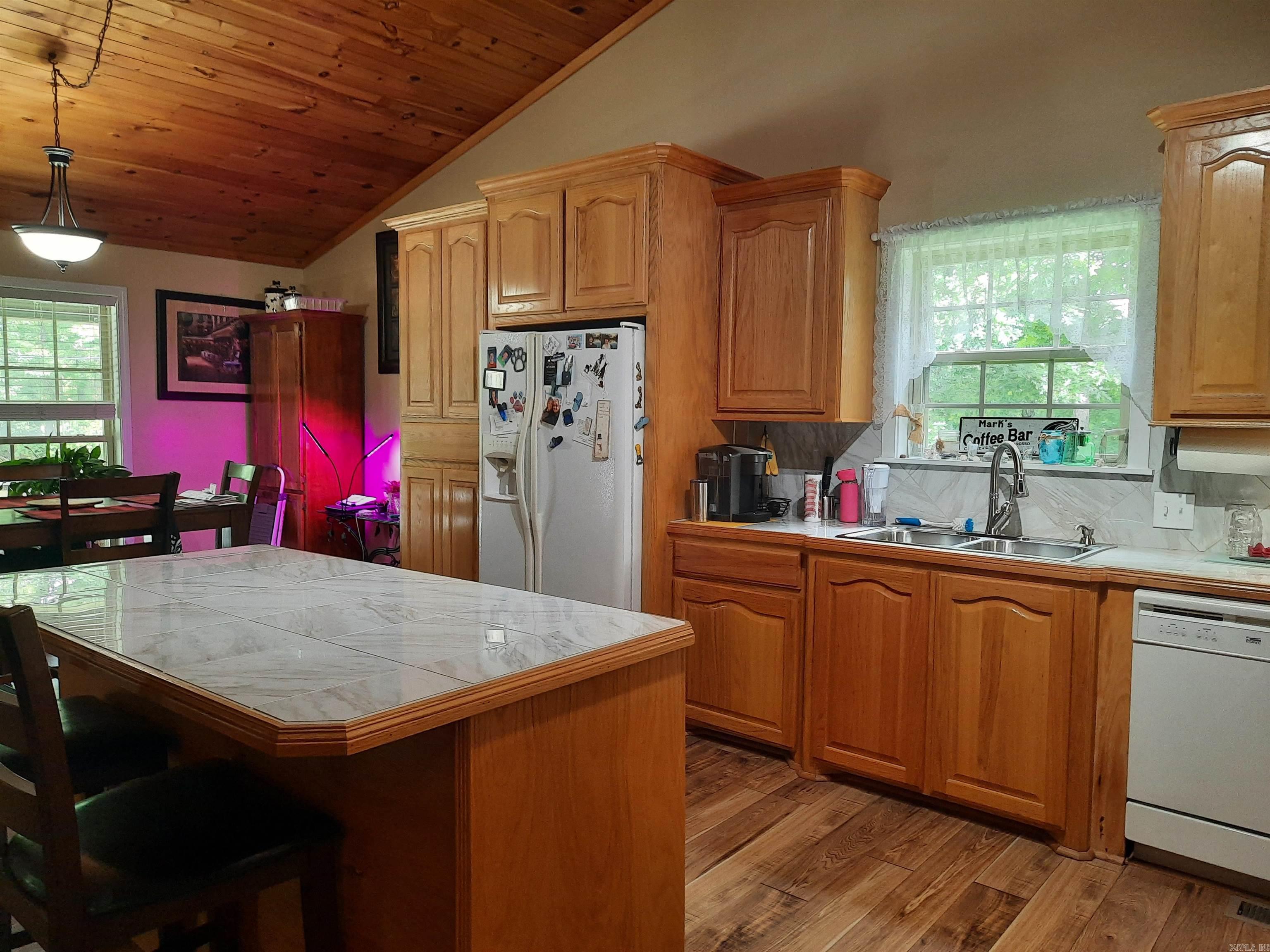 RIDGEVIEW SOUTH - Residential