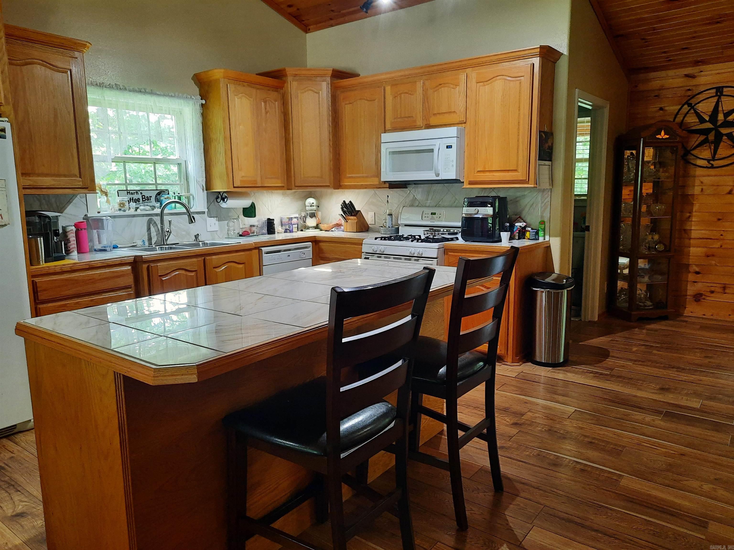 RIDGEVIEW SOUTH - Residential