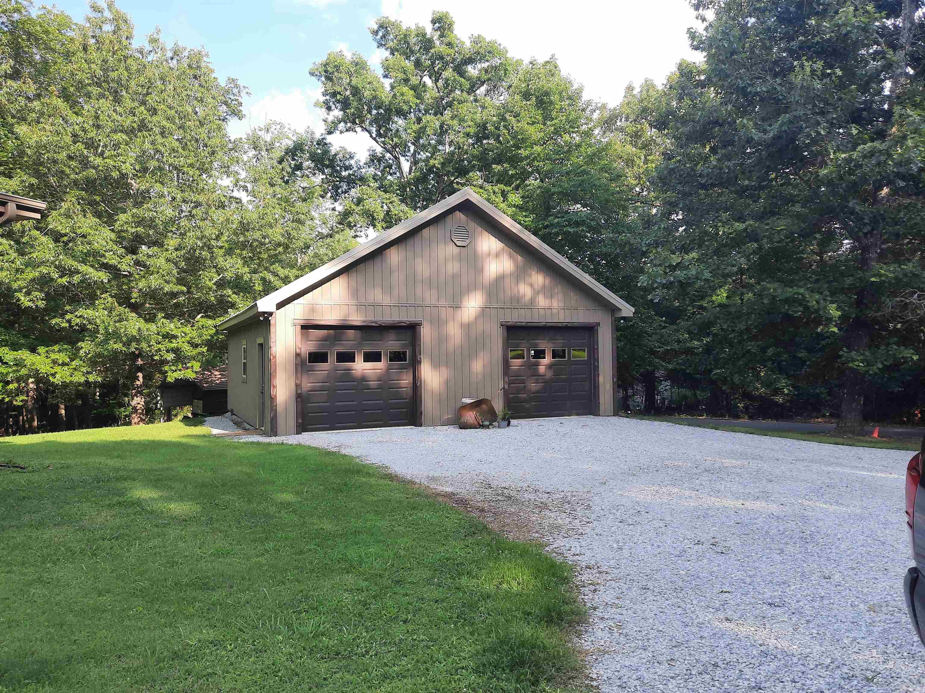 RIDGEVIEW SOUTH - Residential