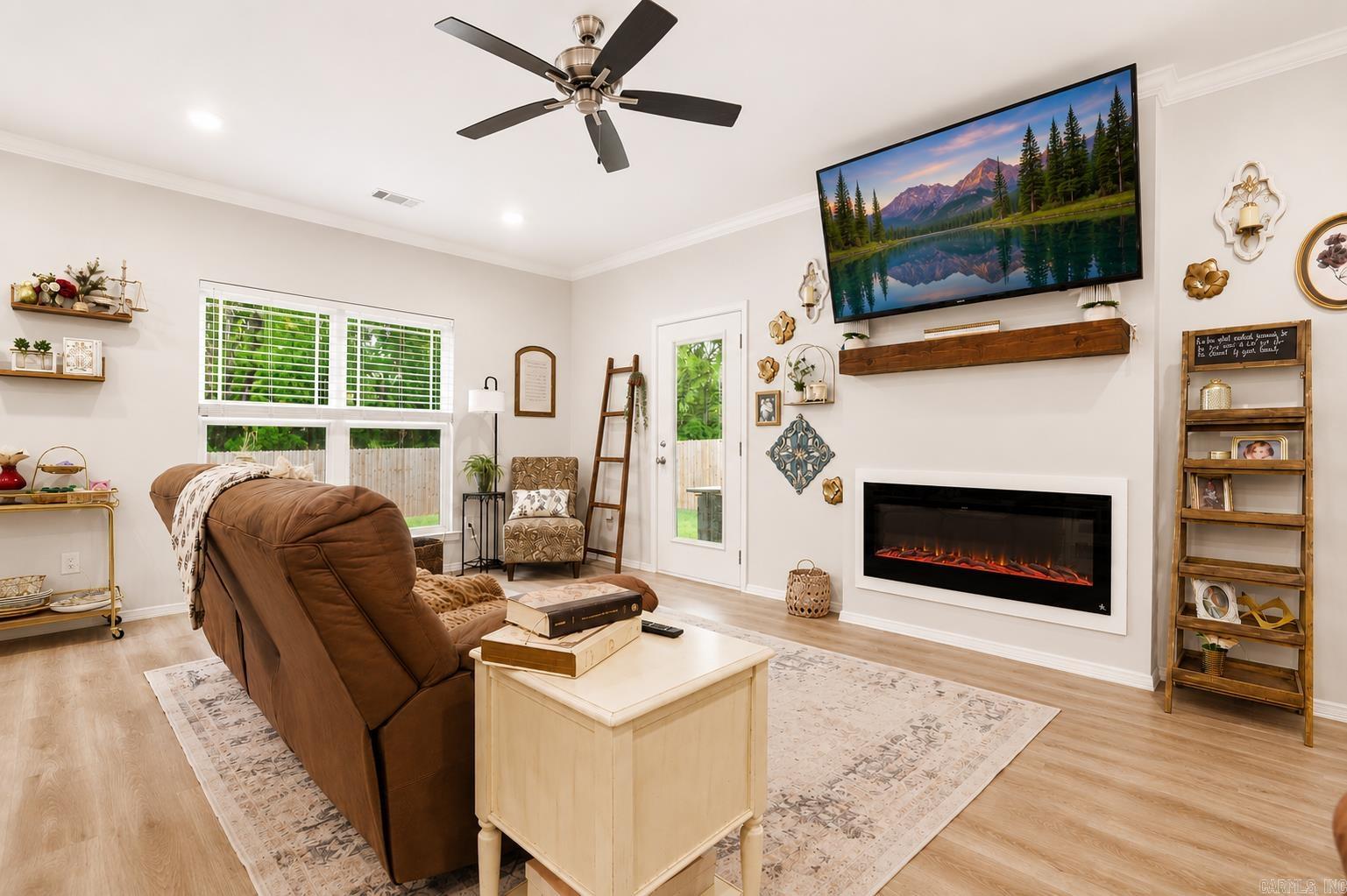 THE VILLAGES AT MAGNOLIA LANE - Residential