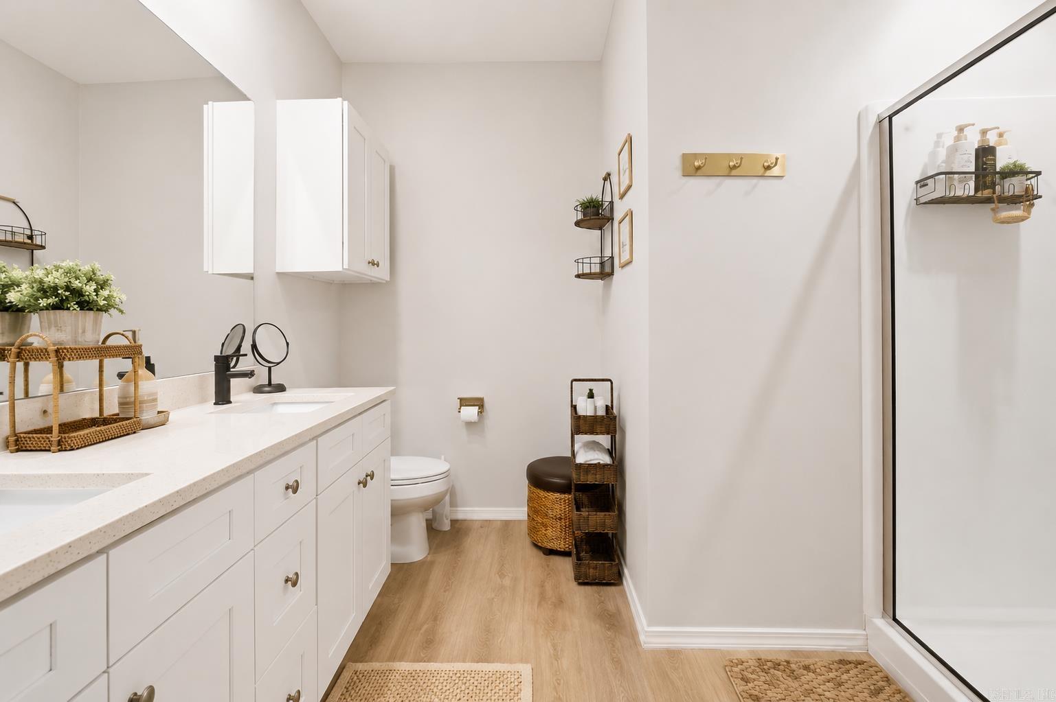 THE VILLAGES AT MAGNOLIA LANE - Residential