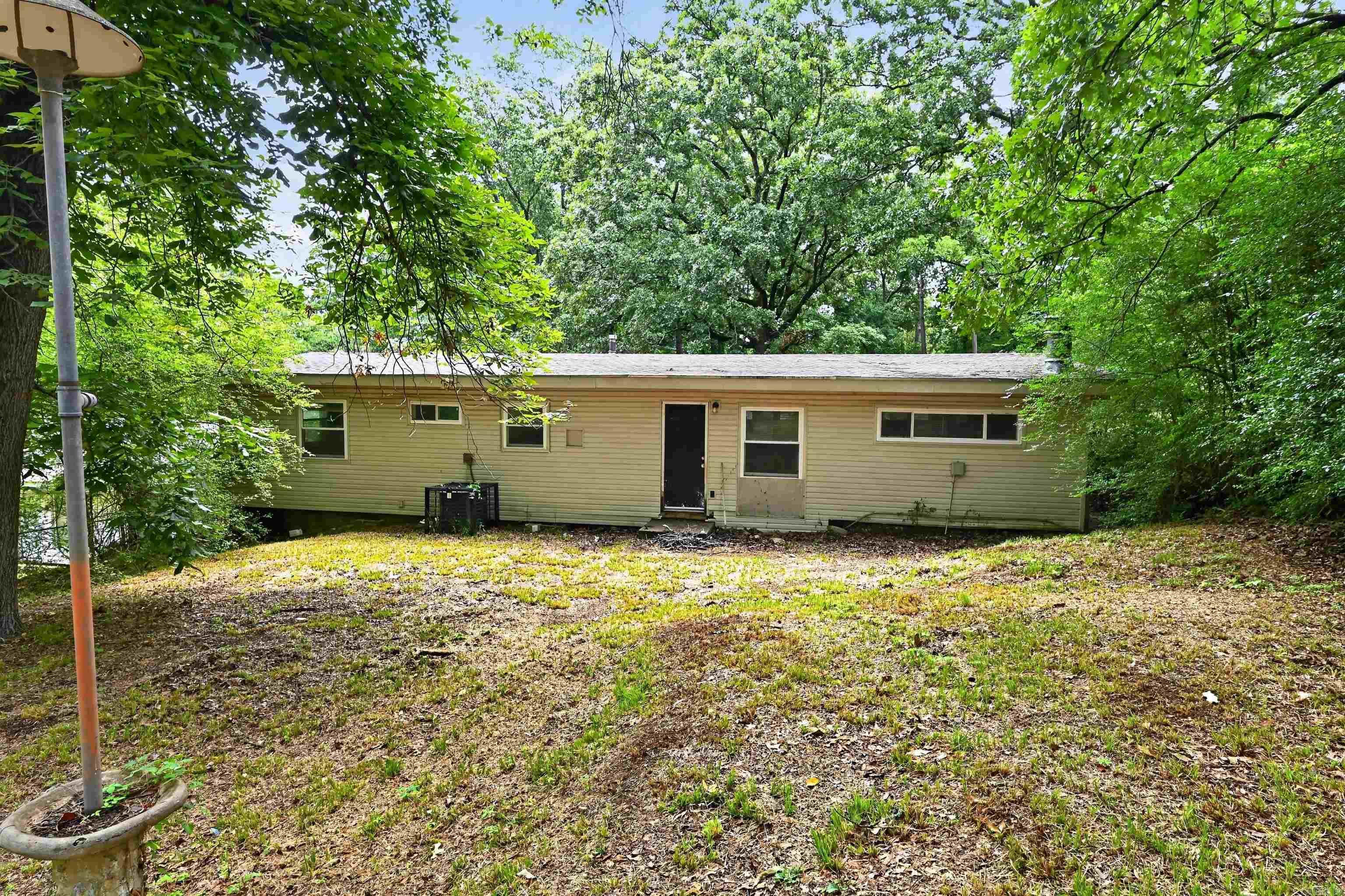 MEADOWCLIFF - Residential