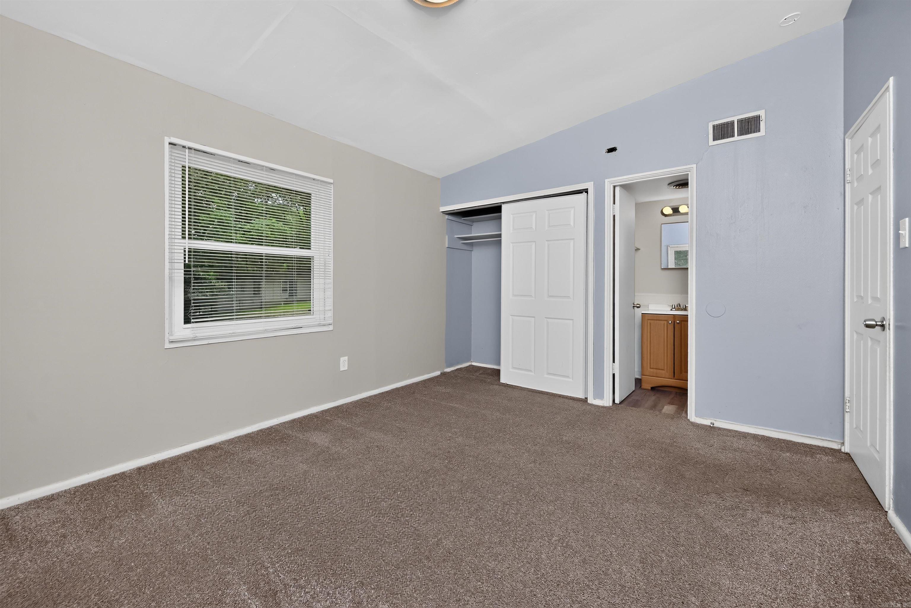 MEADOWCLIFF - Residential