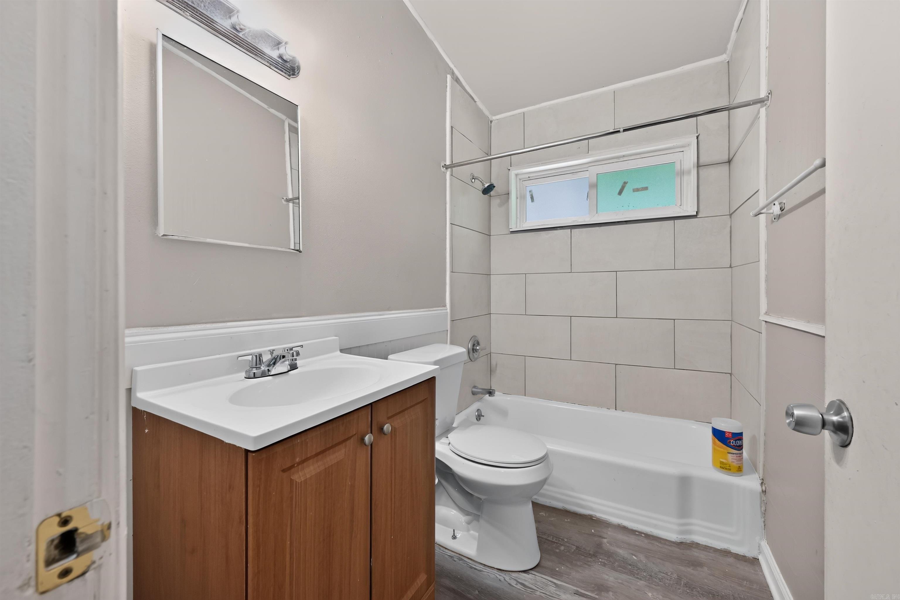 MEADOWCLIFF - Residential