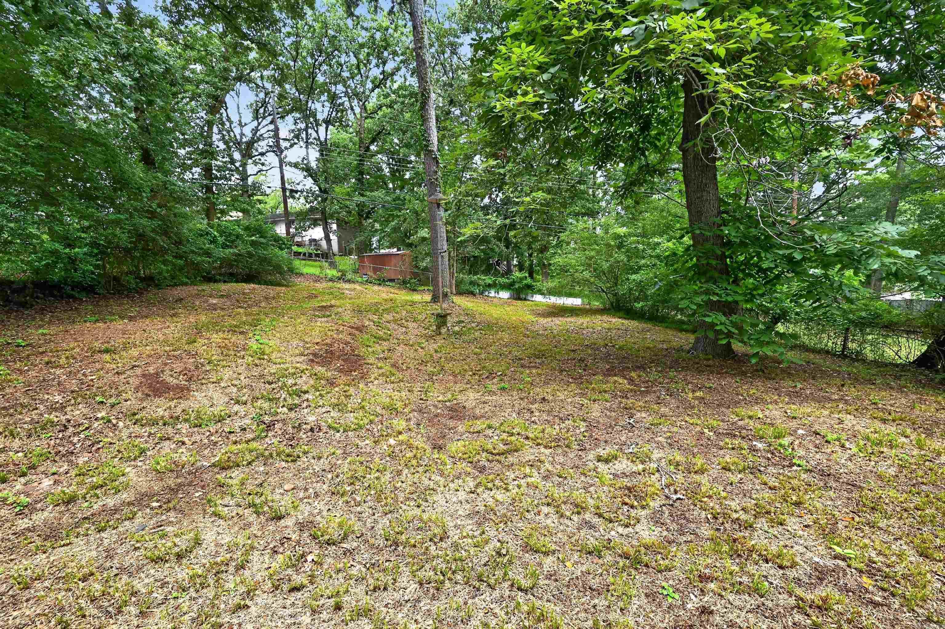 MEADOWCLIFF - Residential