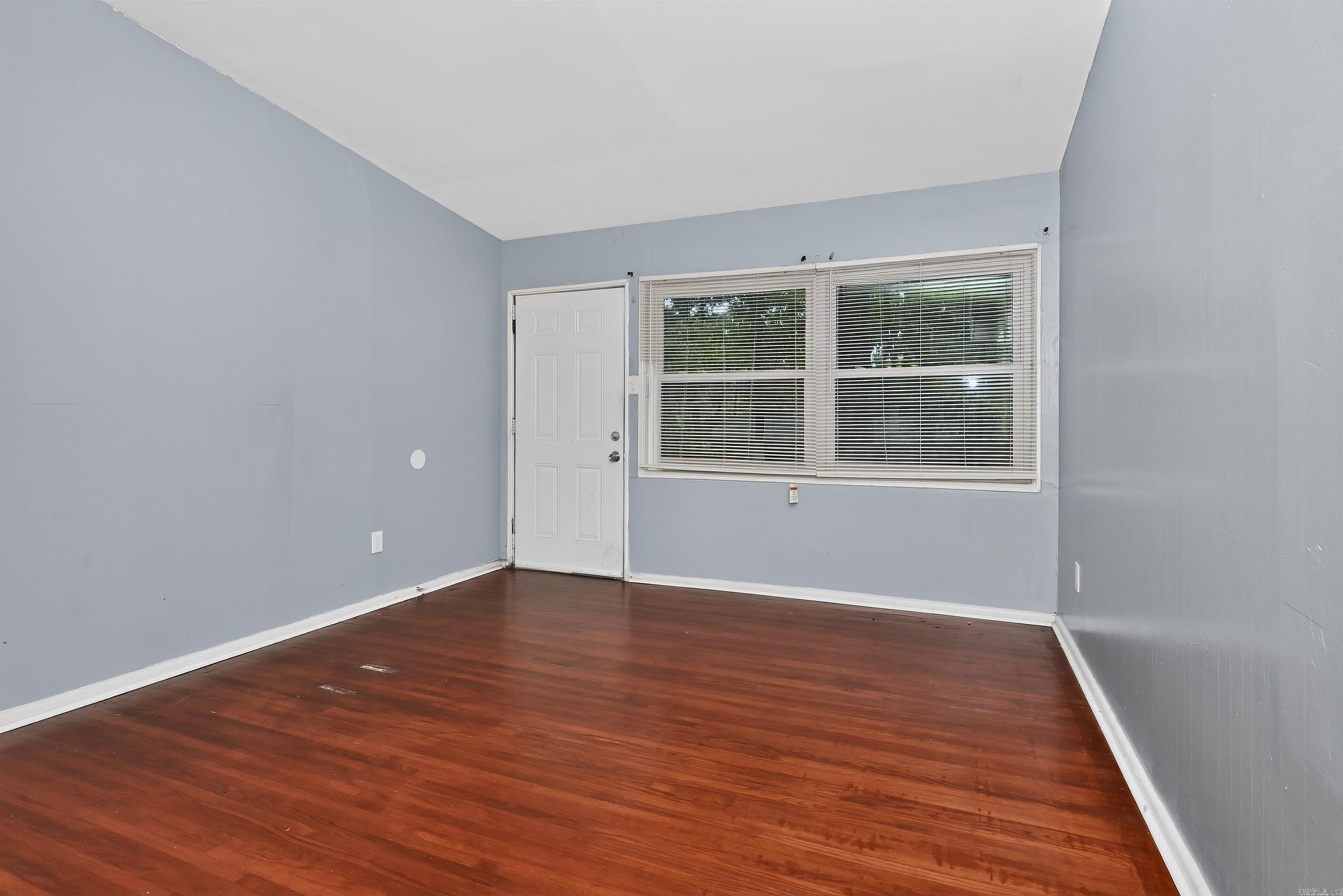 MEADOWCLIFF - Residential