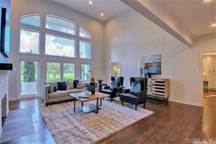 CHENAL VALLEY CHENAL CIRCLE - Residential