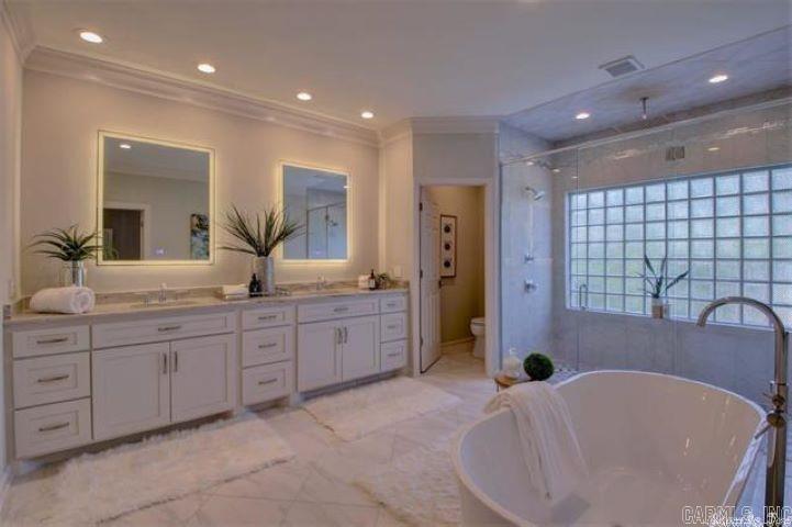 CHENAL VALLEY CHENAL CIRCLE - Residential