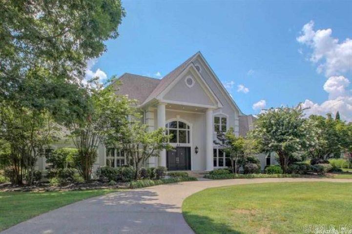 Completely remodeled, versatile floor plan can be used as offices, bonus room, media room, or separate guest suite. Backyard oasis with room for a pool. New HVAC, encapsulation, flooring, kitchen, and stucco has been inspected. Surrounded by multi-million dollar homes on the point of Chenal Circle. Appraised at $1.3M. TY MYKE