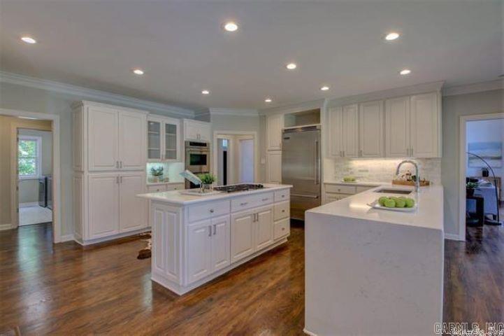 CHENAL VALLEY CHENAL CIRCLE - Residential