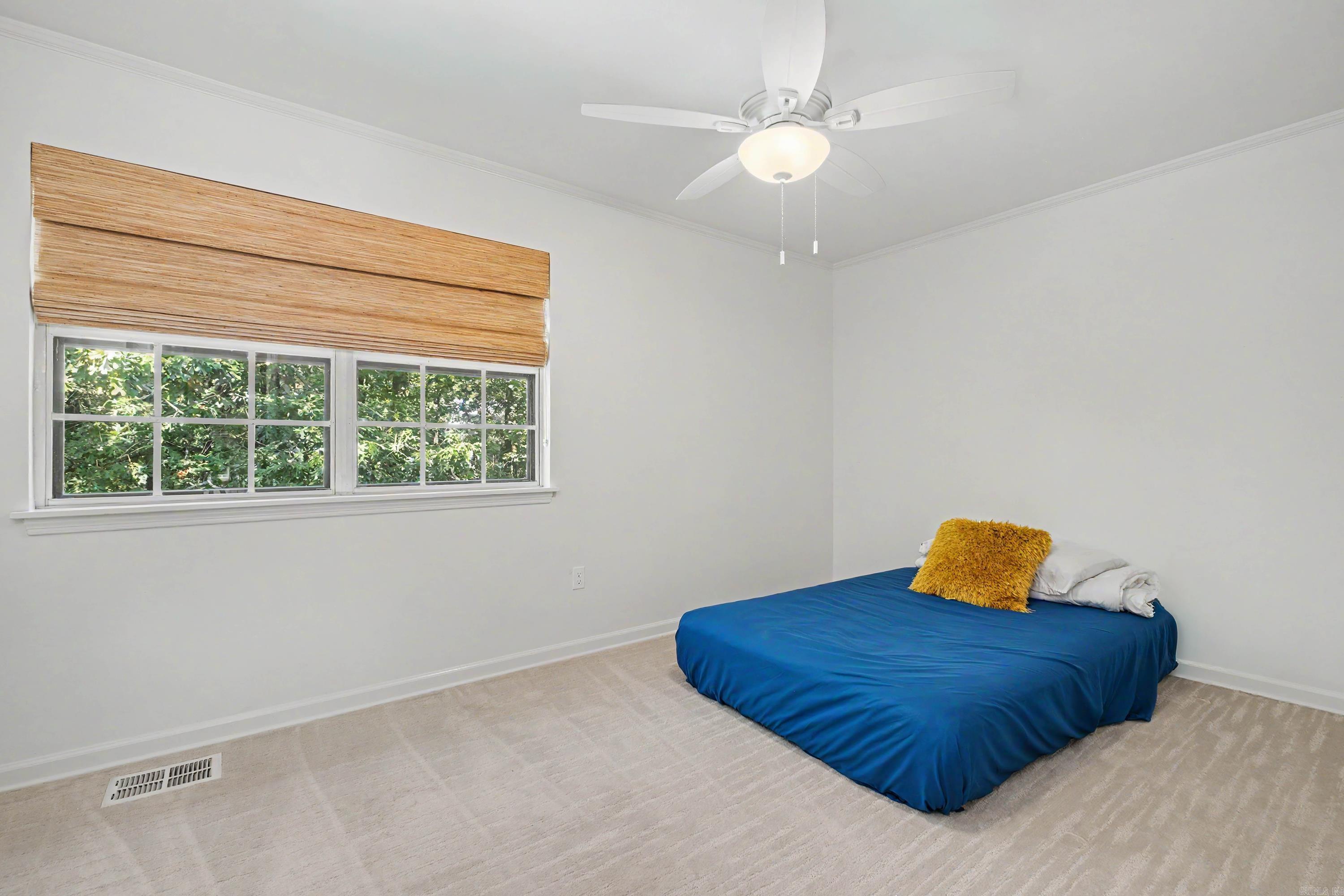 KINGSBRIDGE TWNHSE - Residential