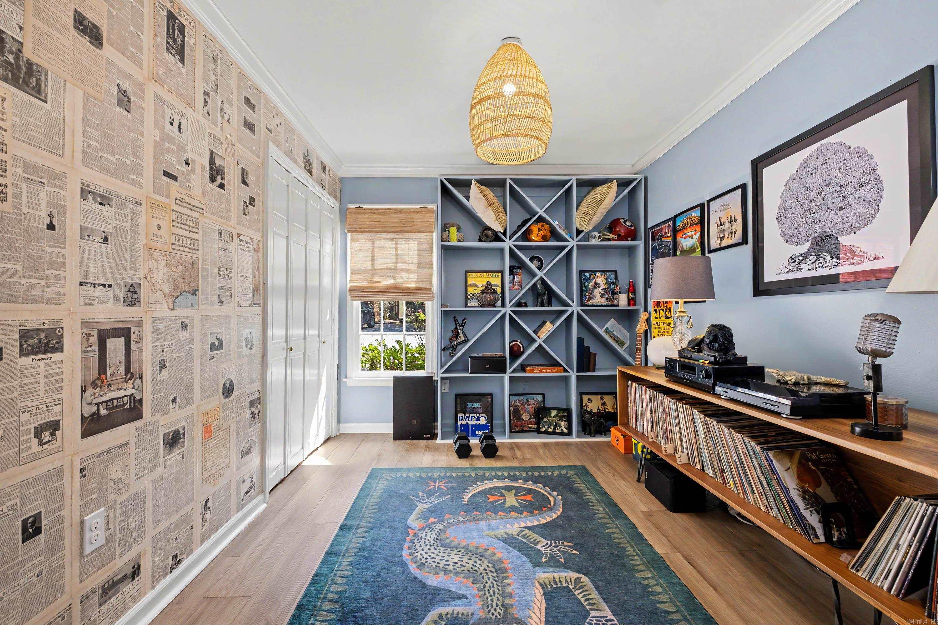 KINGSBRIDGE TWNHSE - Residential
