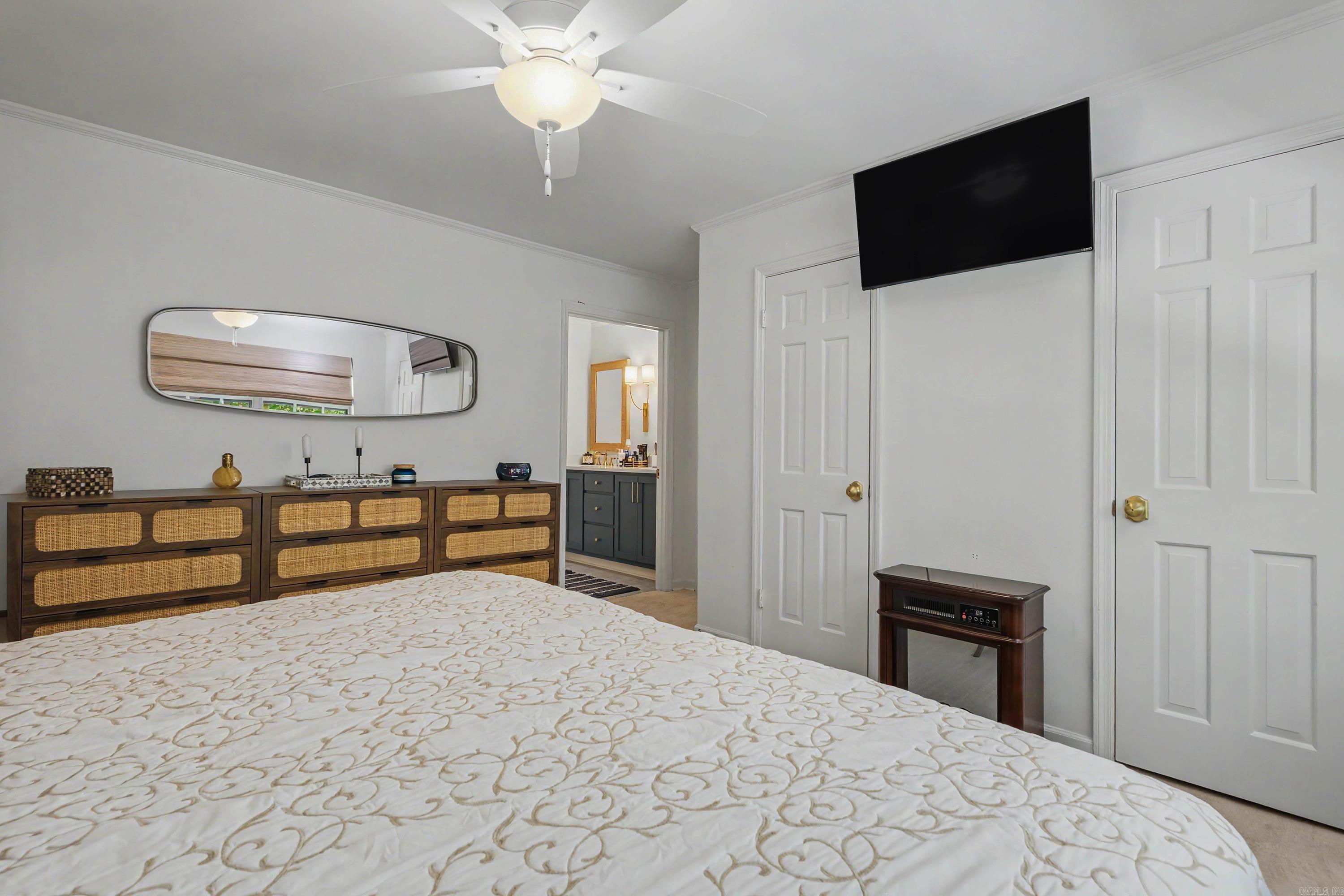 KINGSBRIDGE TWNHSE - Residential