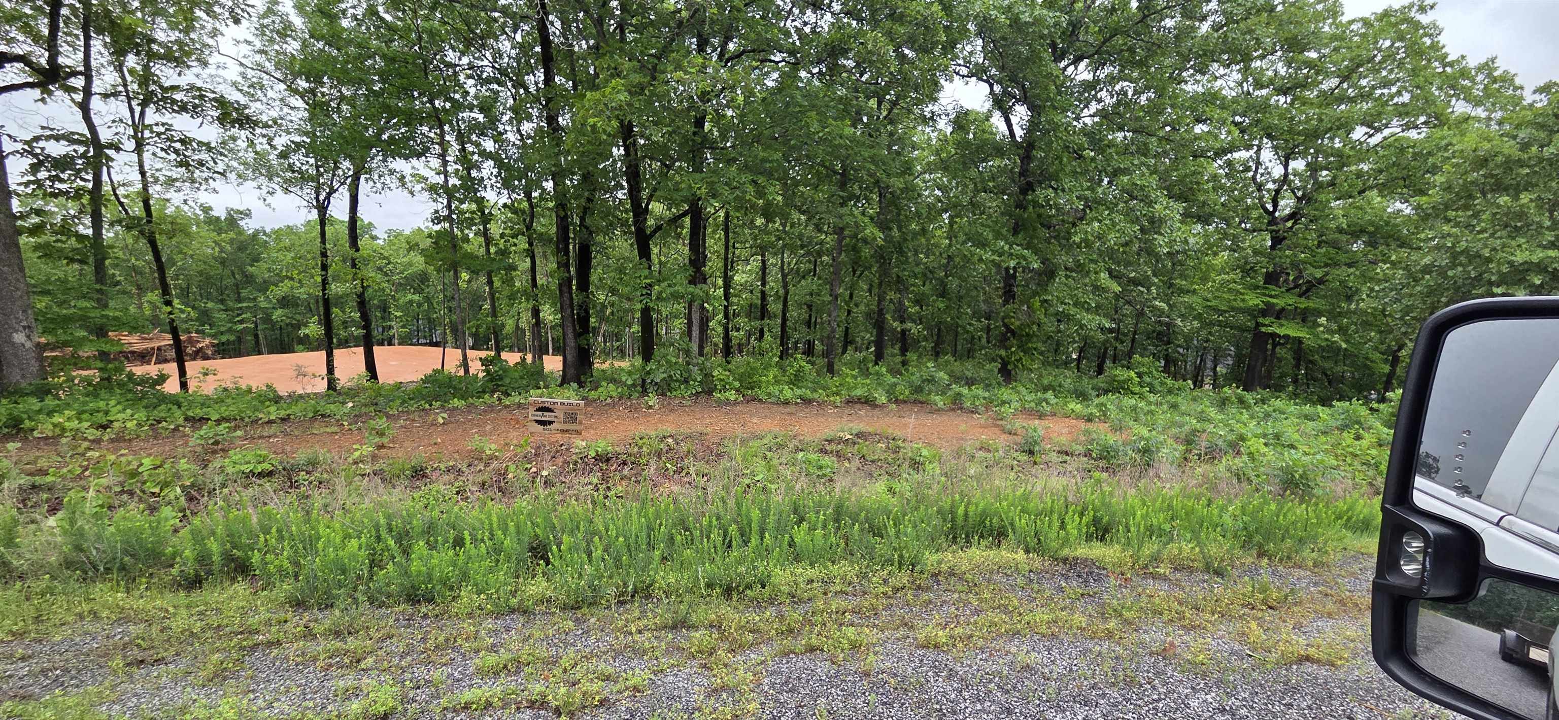 Pleasant Oaks - Land