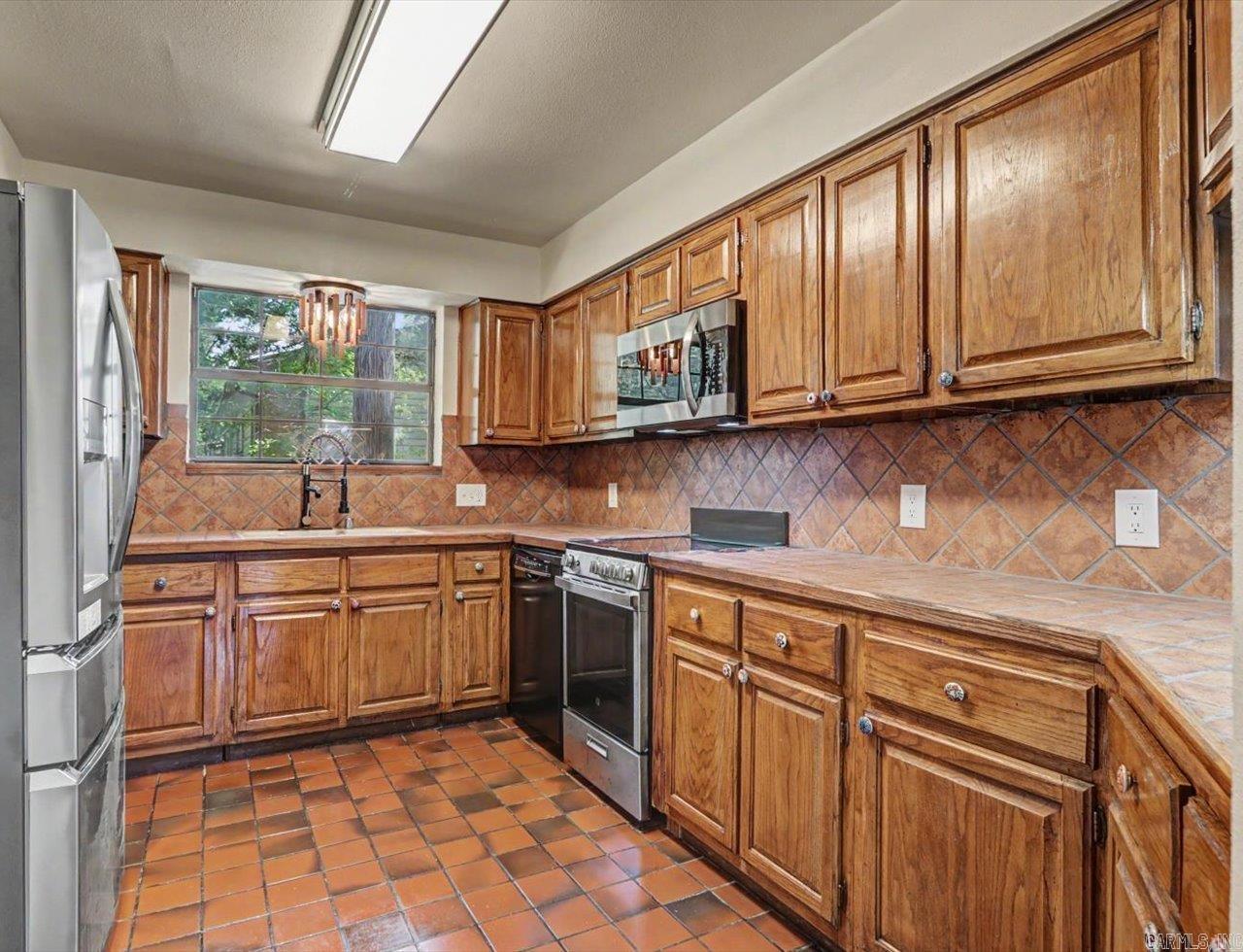 CEDARWOOD COMMECIAL PARK - Residential