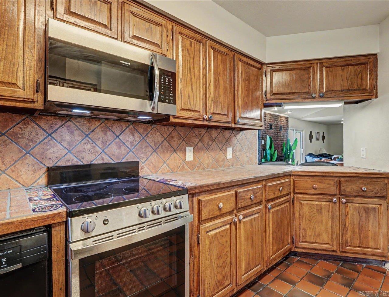 CEDARWOOD COMMECIAL PARK - Residential